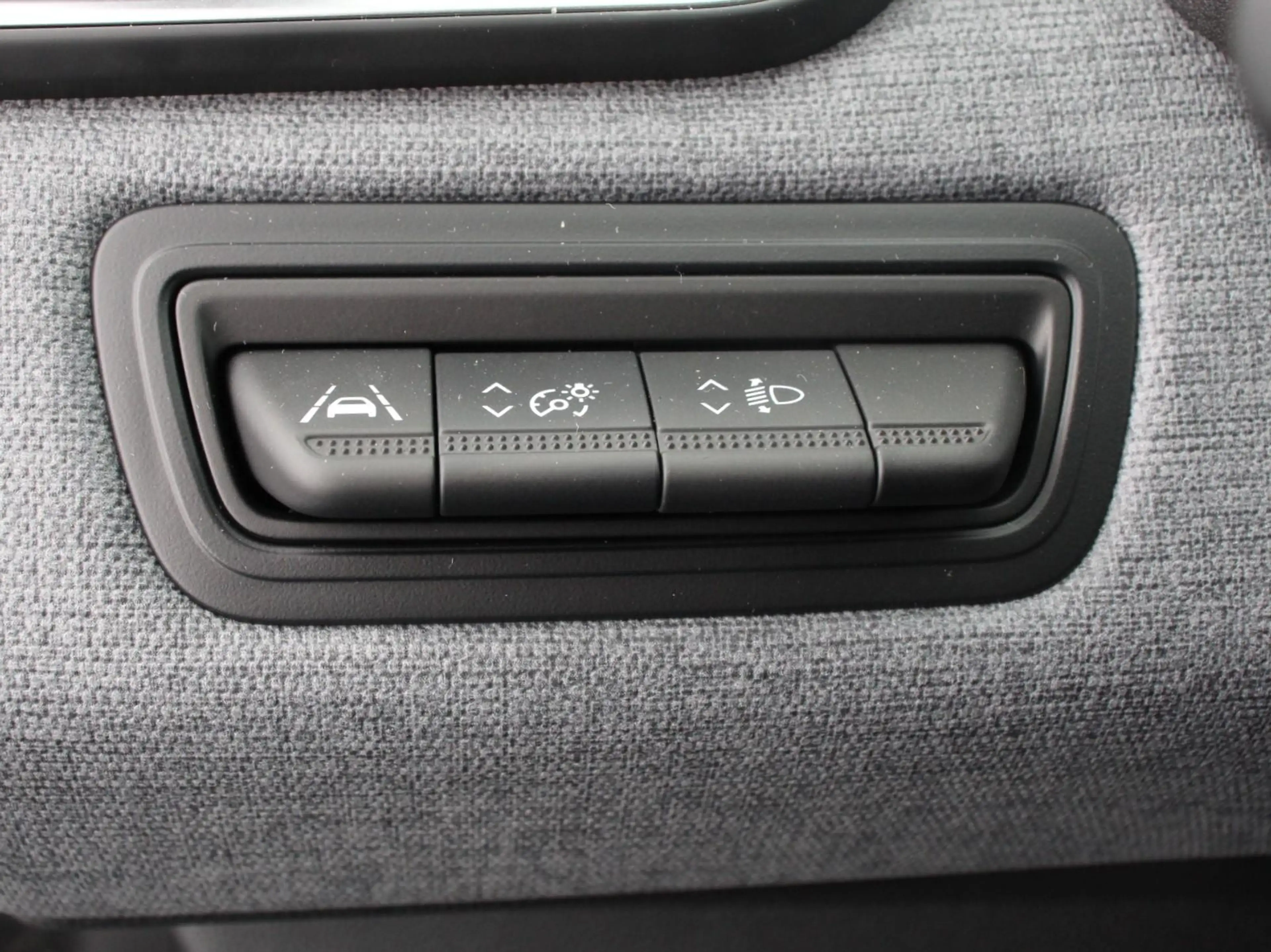 Mitsubishi Colt 1.6 HEV Intense Automaat Navigatie Apple Carplay/A — photo 14
