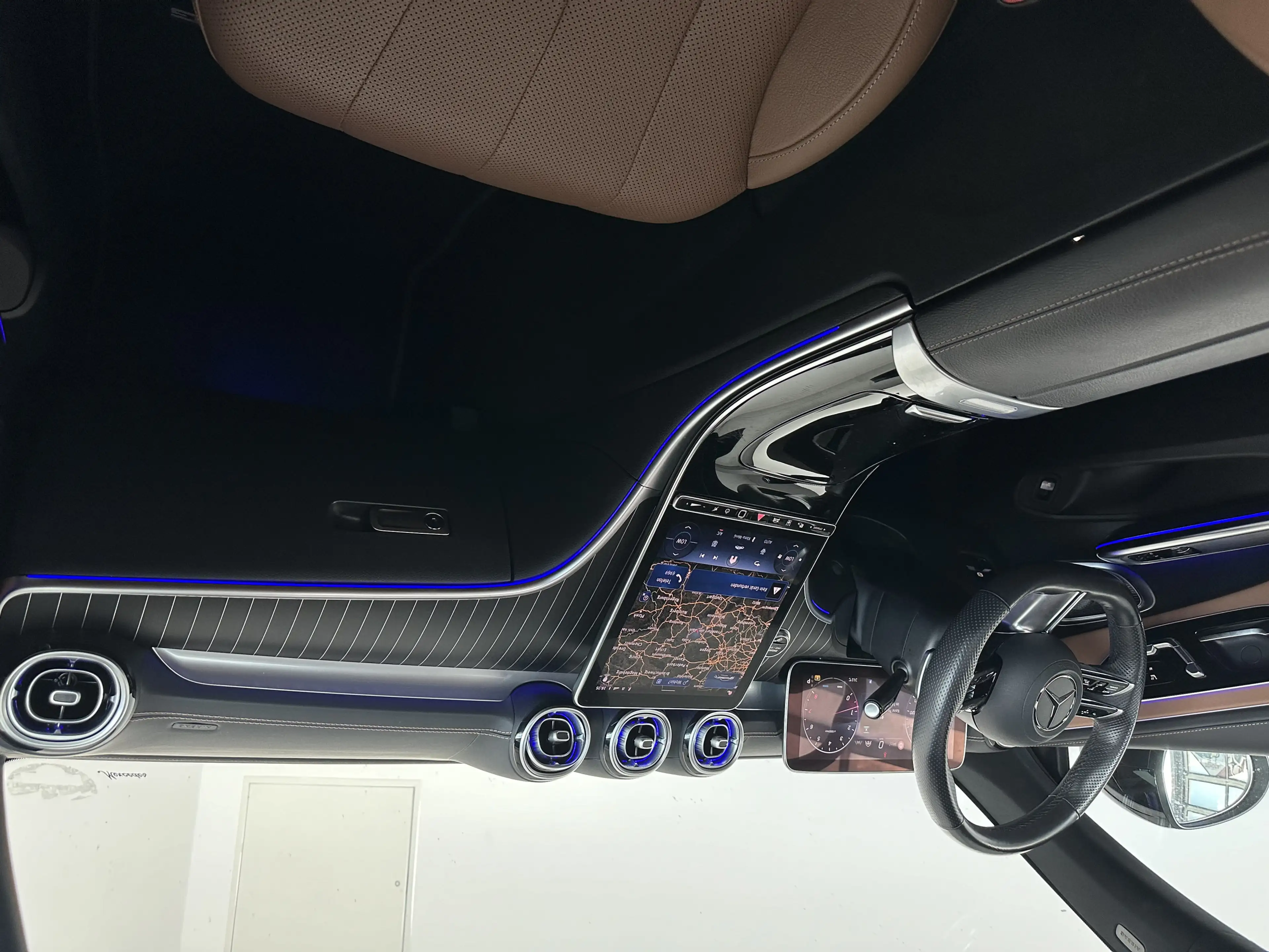 Mercedes-Benz CLE 300 AMG 4M *PANO*360°*BURMESTER*NIGHT*SITZ-BELÜFTUNG — photo 9
