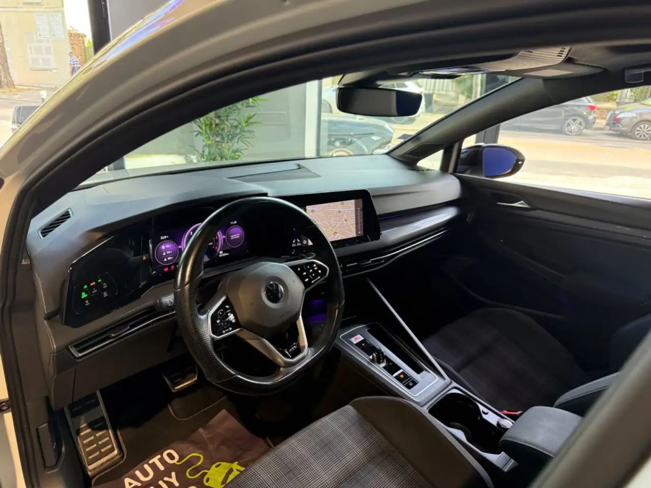 Volkswagen Golf GTD — photo 10
