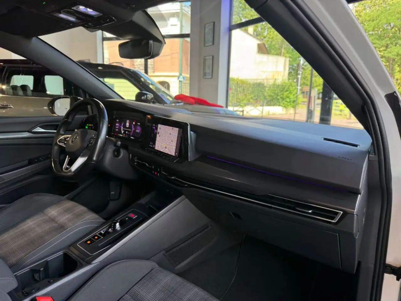 Volkswagen Golf GTD — photo 16
