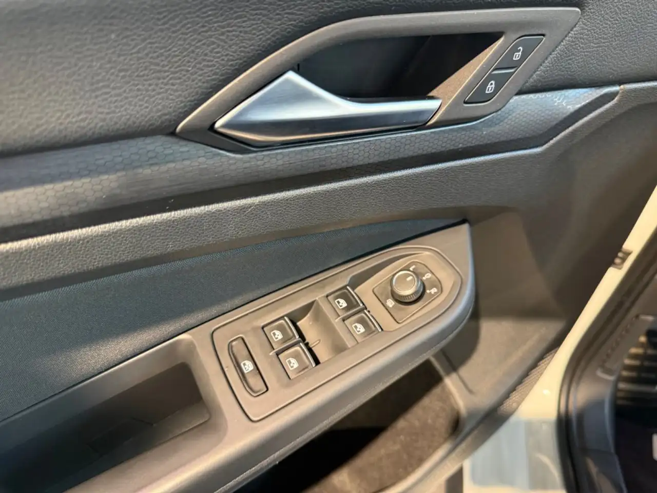 Volkswagen Golf GTD — photo 8