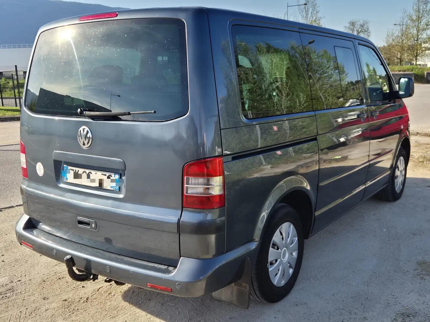 Volkswagen T5 Multivan 2.5 TDI 174 FAP United Tiptronic (7pl) - 2