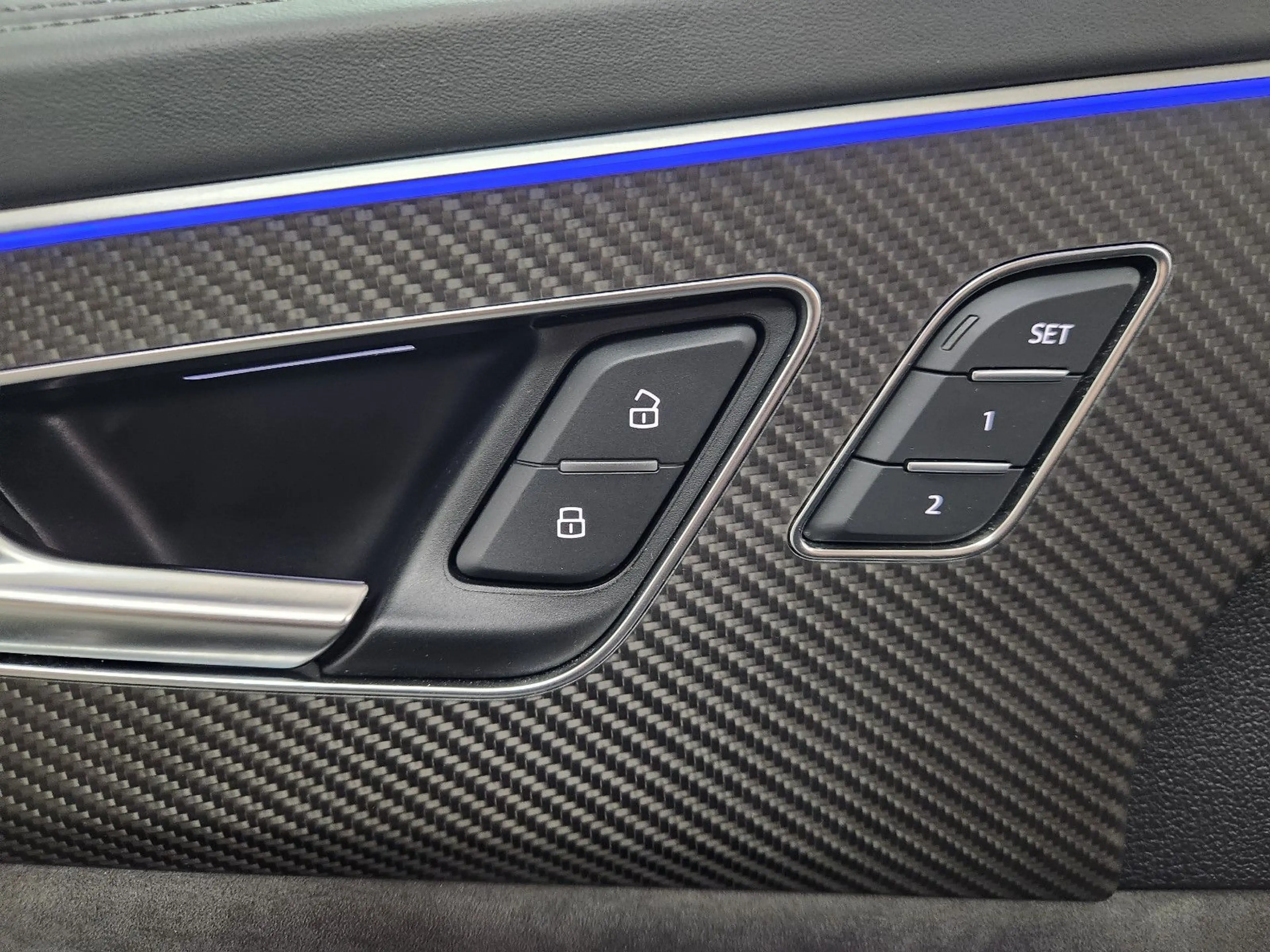 Audi RS Q8 4.0 TFSI quattro Keramik AHK Std.hzg. Pano — photo 14