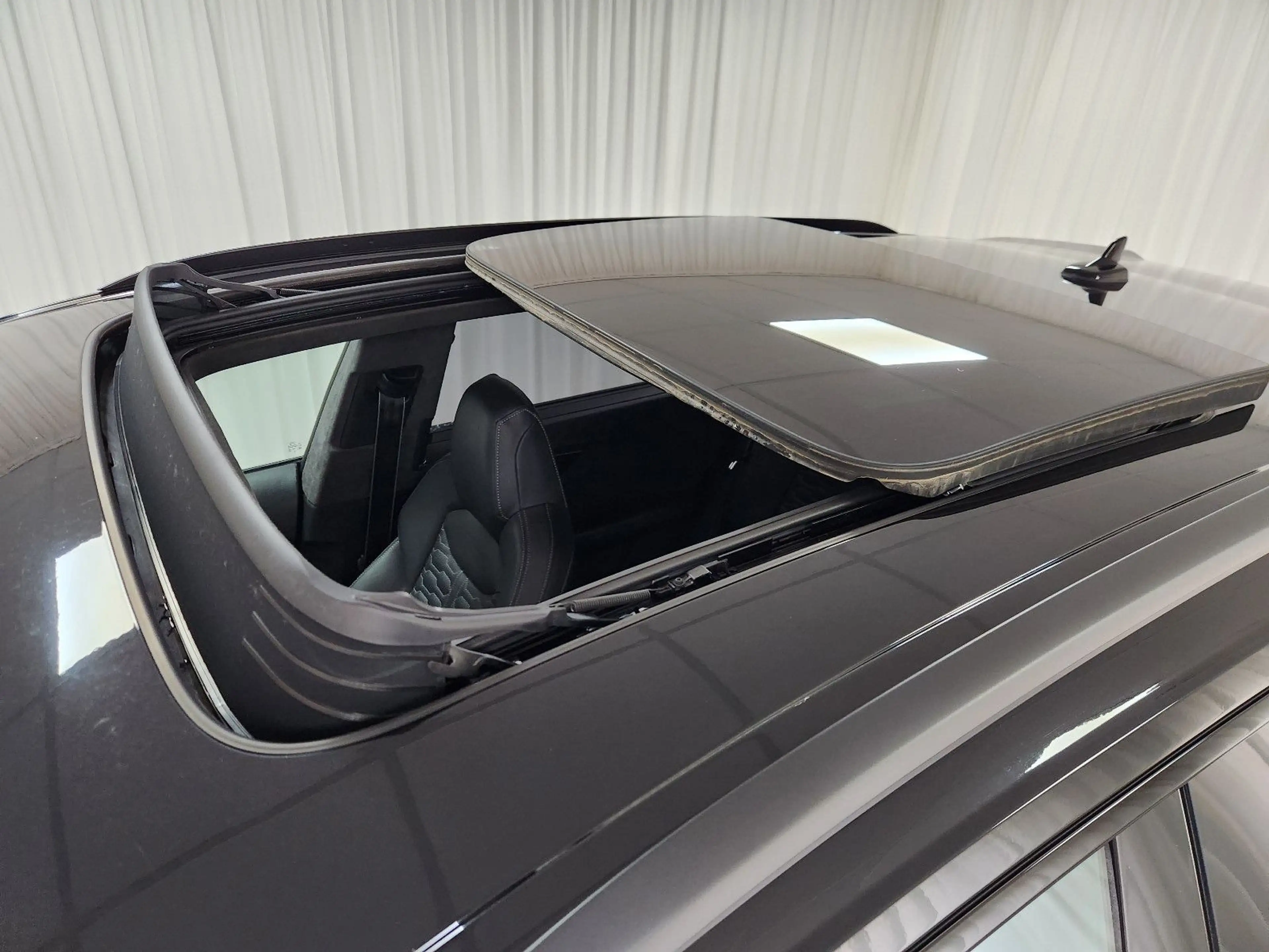 Audi RS Q8 4.0 TFSI quattro Keramik AHK Std.hzg. Pano — photo 7