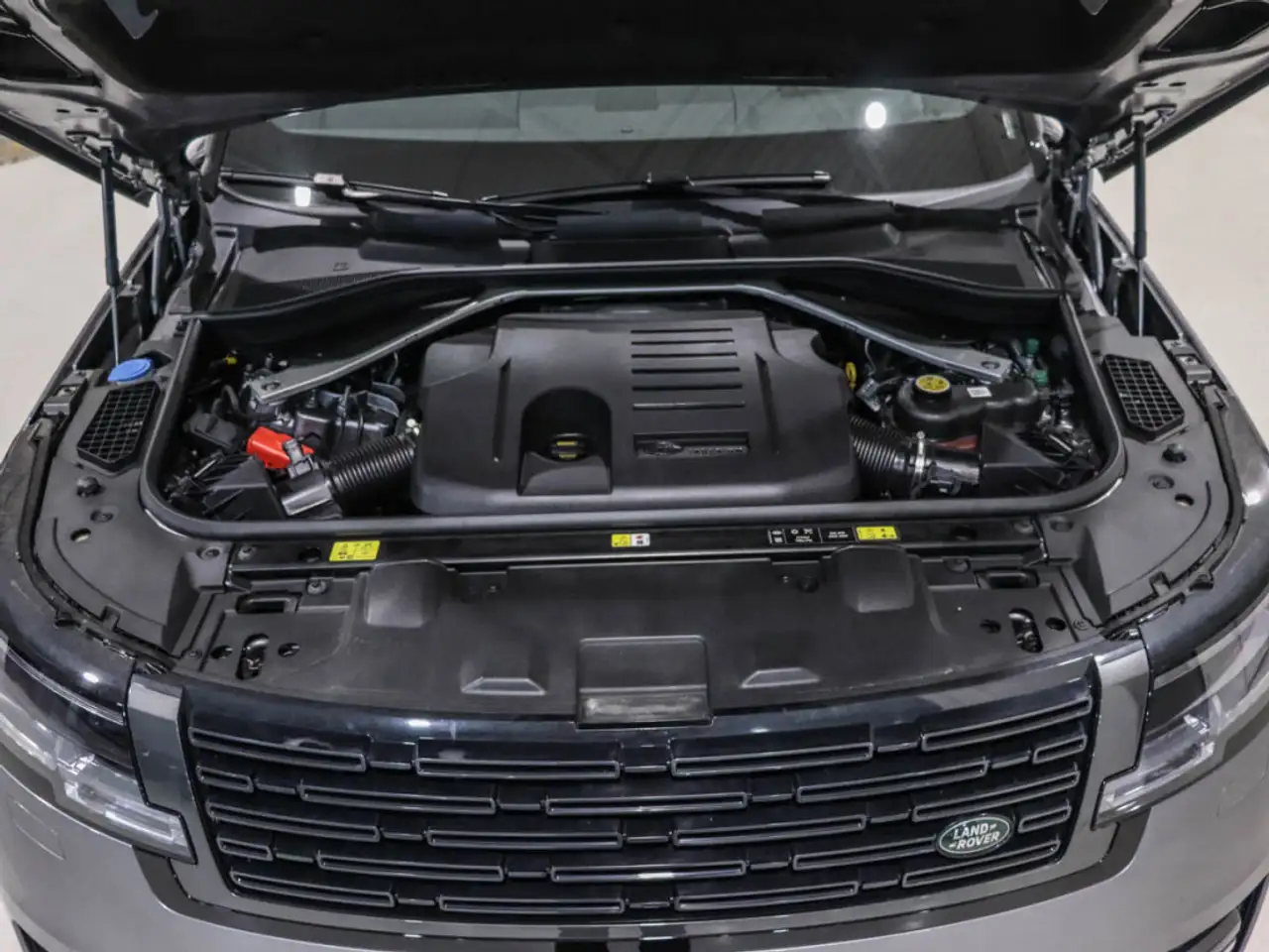 Land Rover Range Rover снимка Land Rover Range Rover
