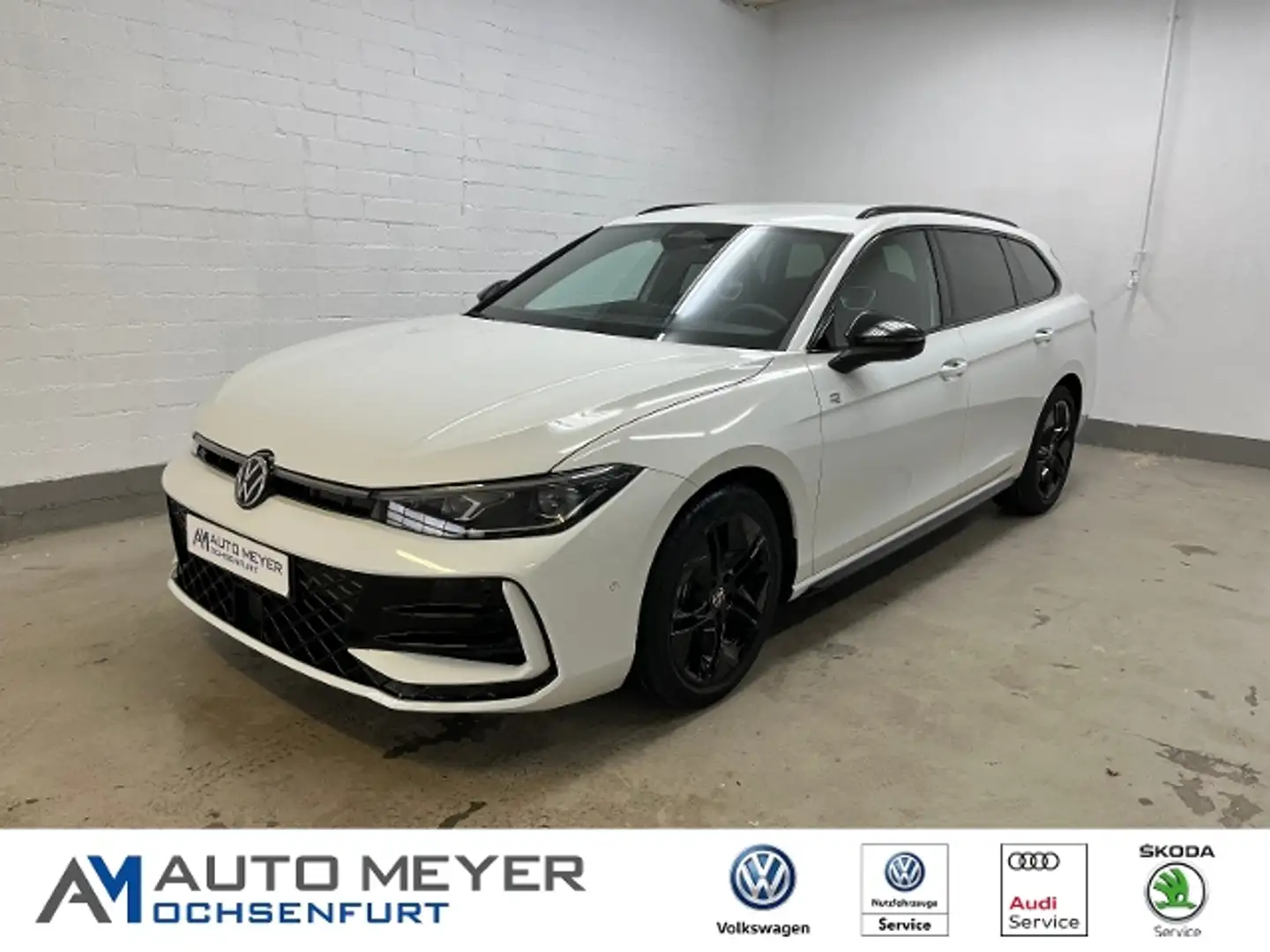 Volkswagen Passat R-Line 2,0 l TDI DSG Black Style AHK Navi IQ.DRIV Weiß - 1