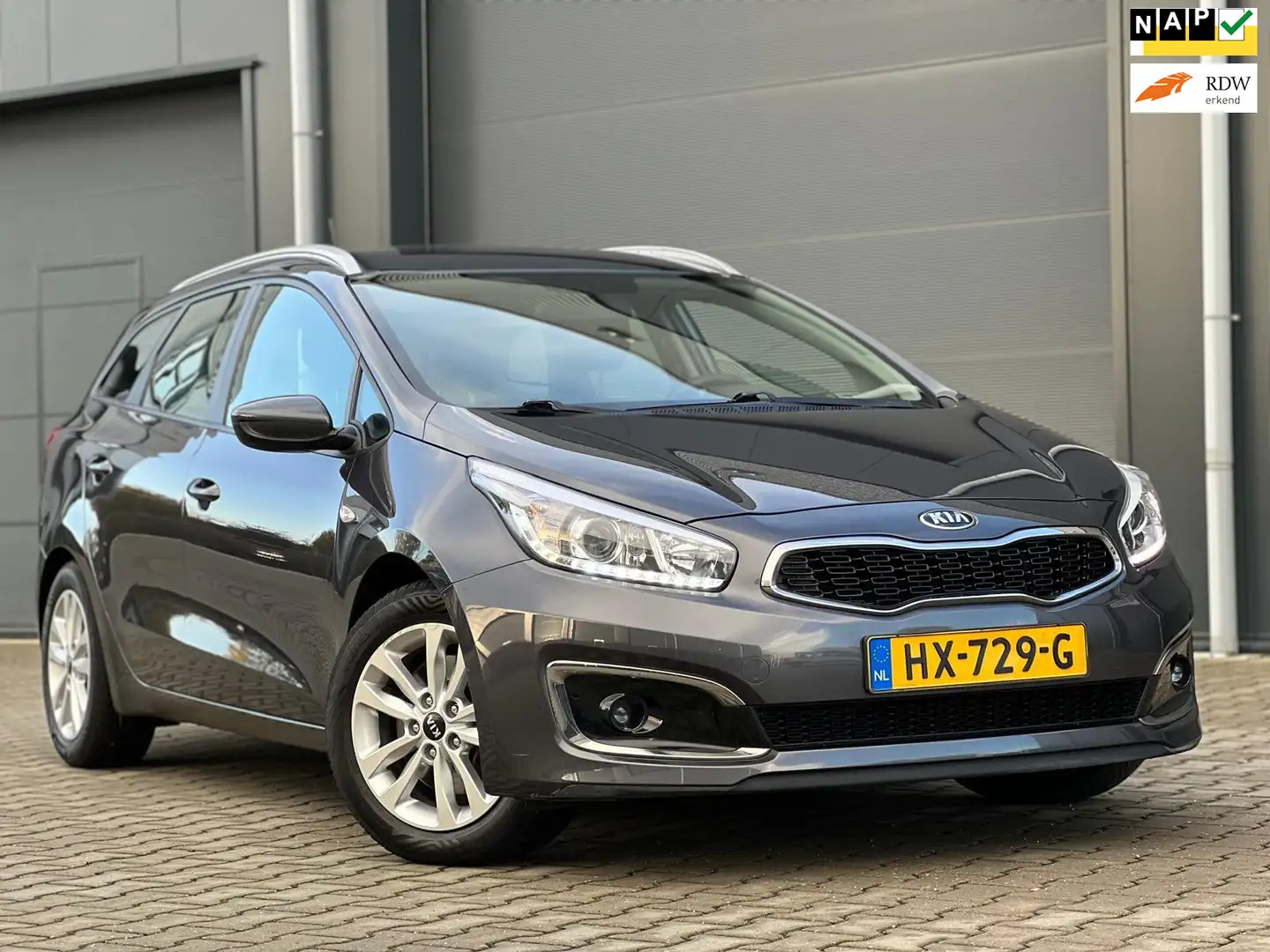 Kia Ceed SW / cee'd SW Sportswagon 1.0 T-GDi FIRST EDITION BJ016 NAVI Gris - 1