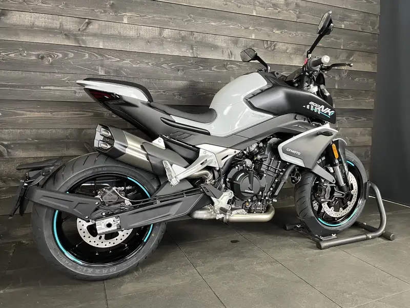 CFMOTO 800 NK - foto 3