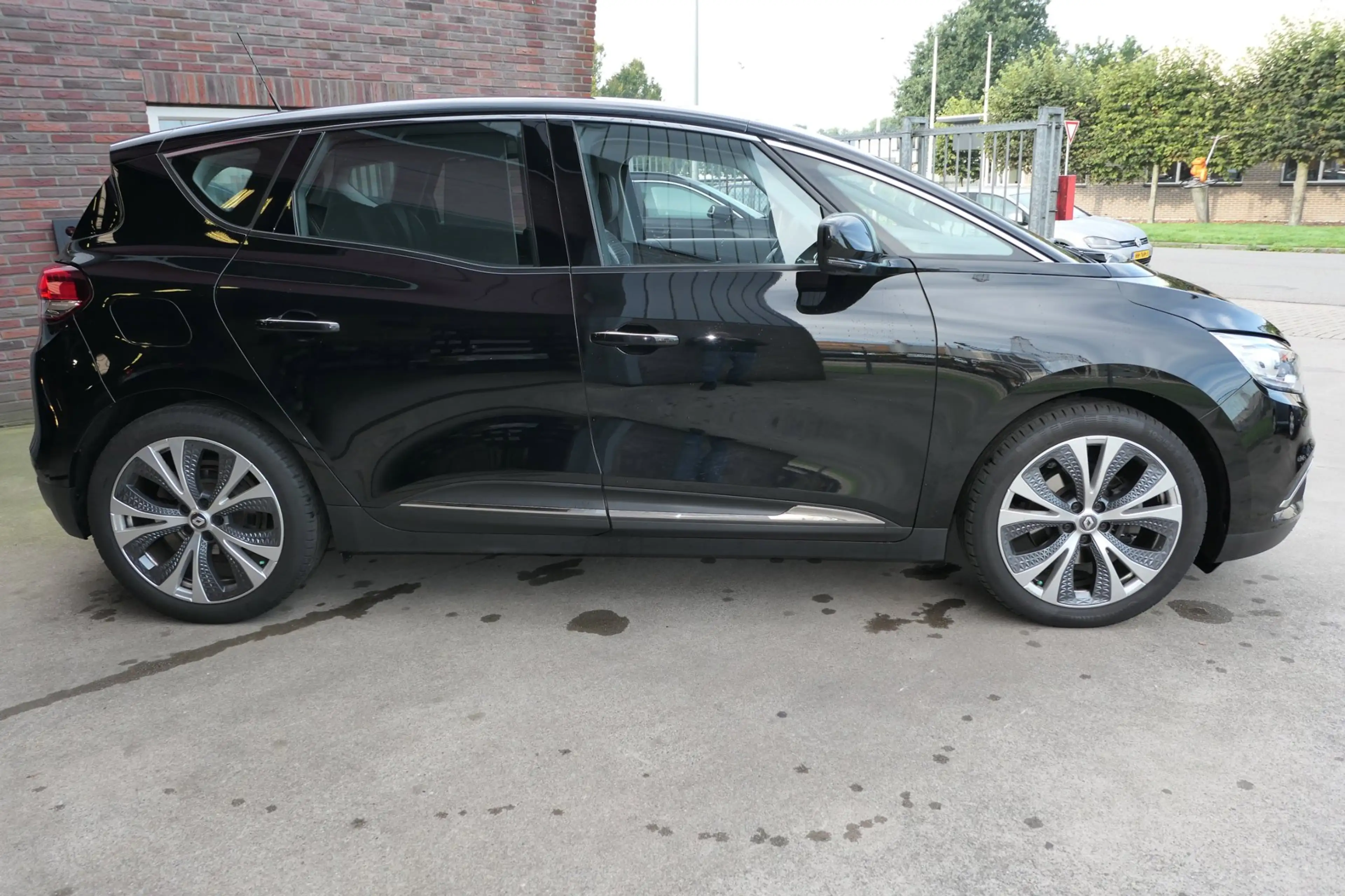 Renault Scenic 1.2 TCe Bose, Mooie auto, Trekhaak, LMV, Stoelverw — photo 6