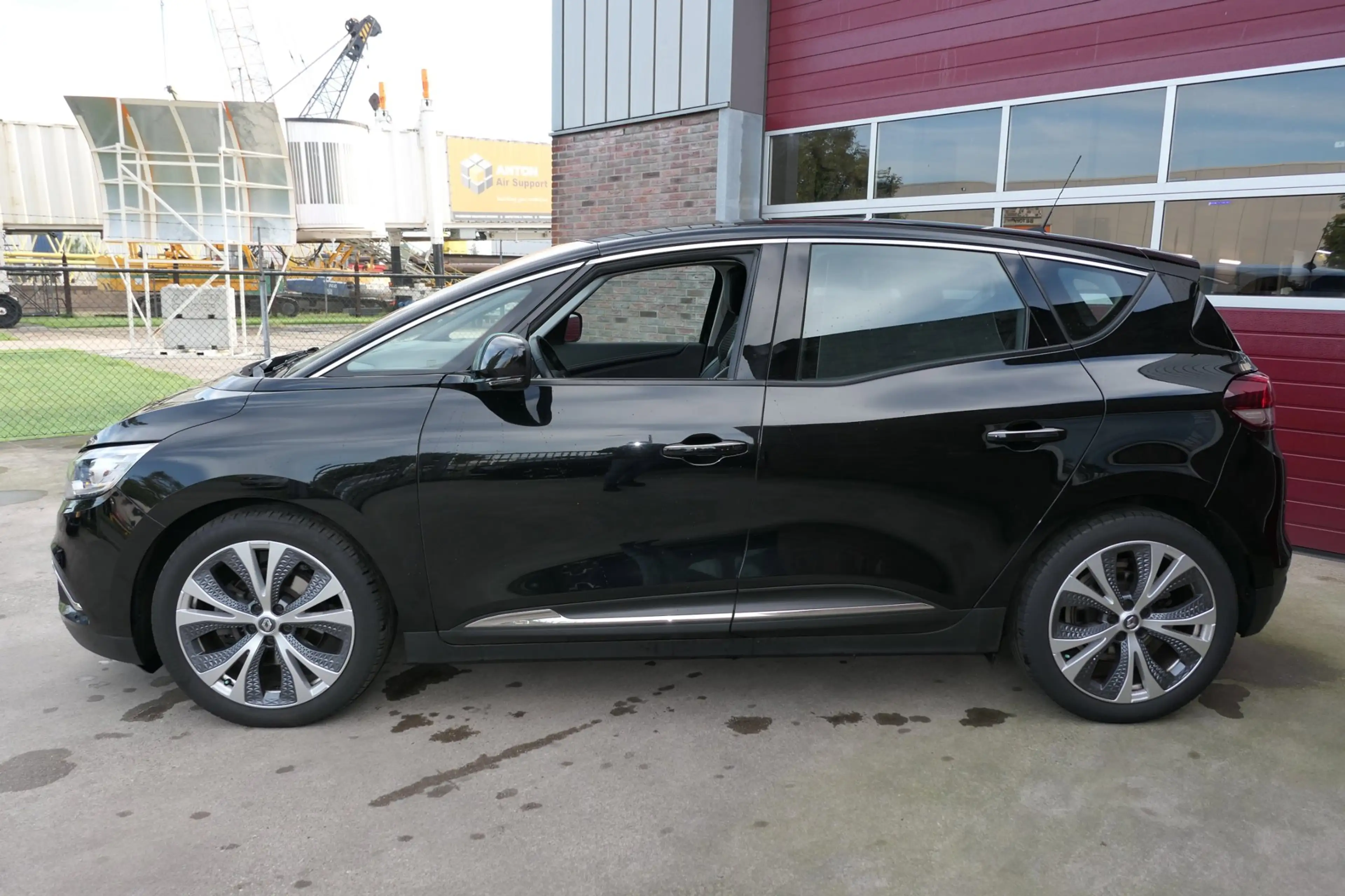 Renault Scenic 1.2 TCe Bose, Mooie auto, Trekhaak, LMV, Stoelverw — photo 2