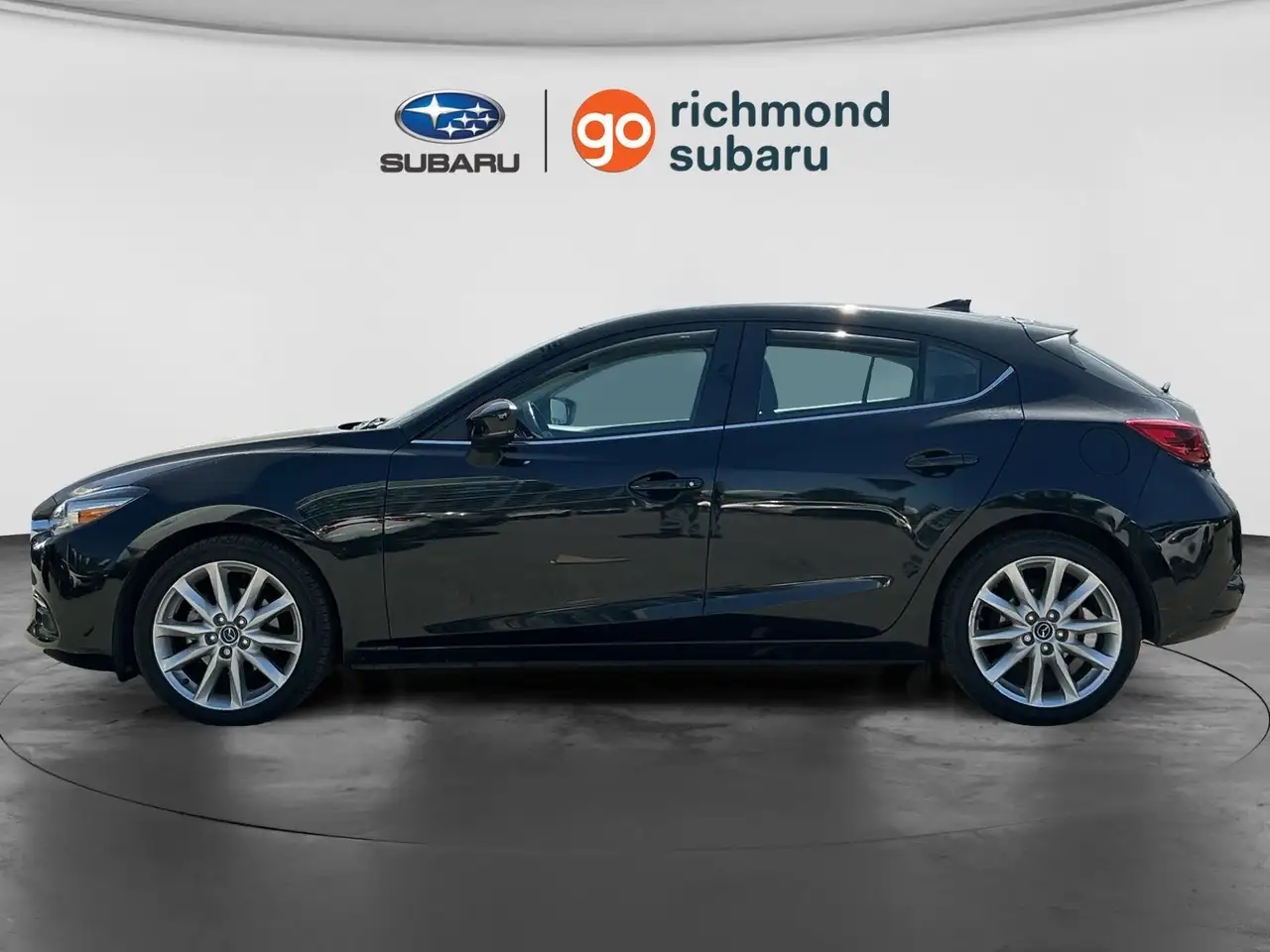 Mazda 3 снимка Mazda 3