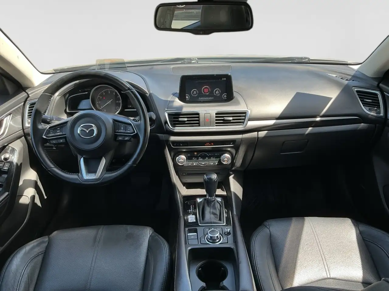 Mazda 3 снимка Mazda 3