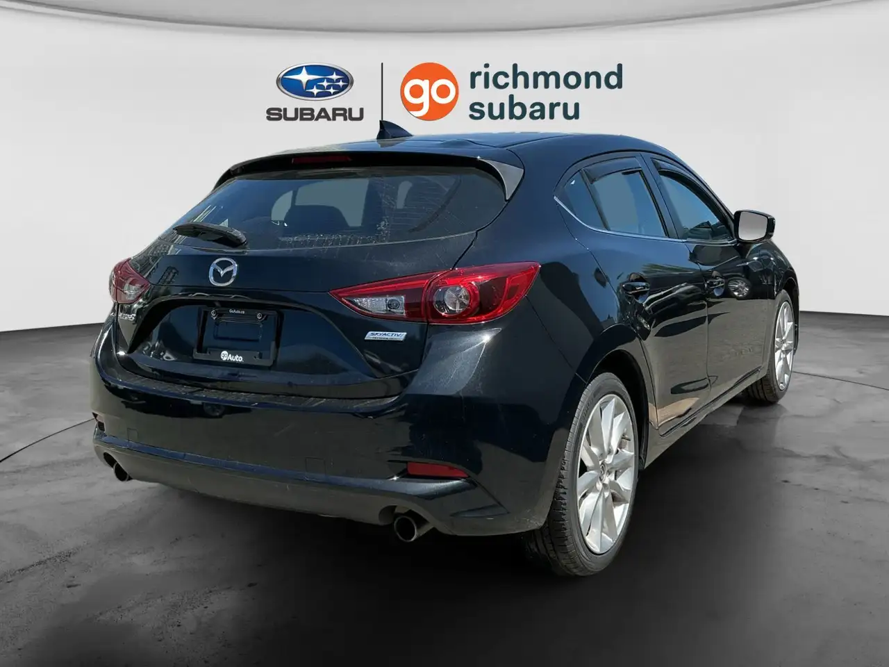 Mazda 3 снимка Mazda 3
