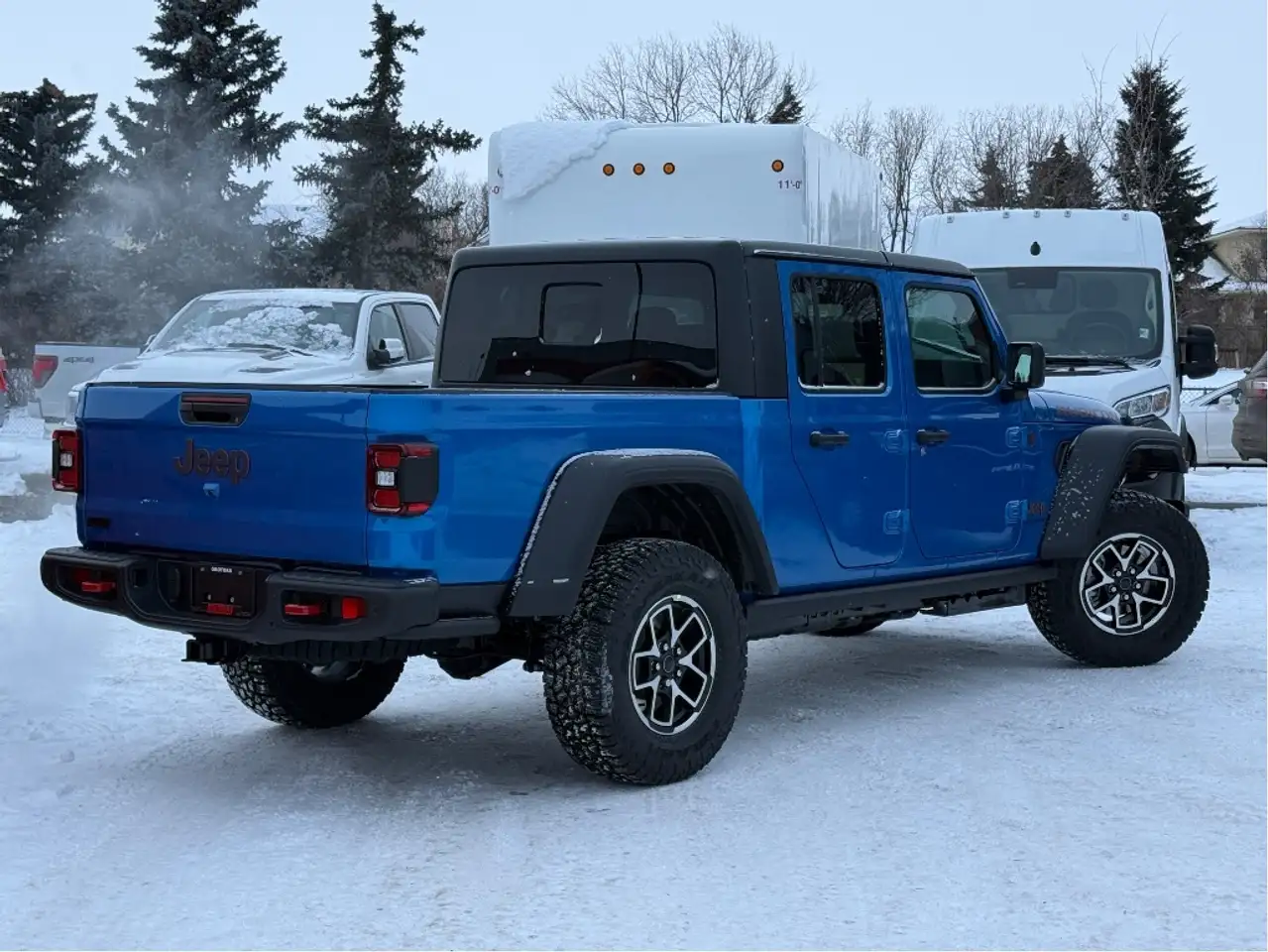 Jeep Gladiator photo Jeep Gladiator