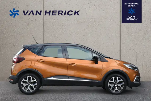 Renault Captur view 3