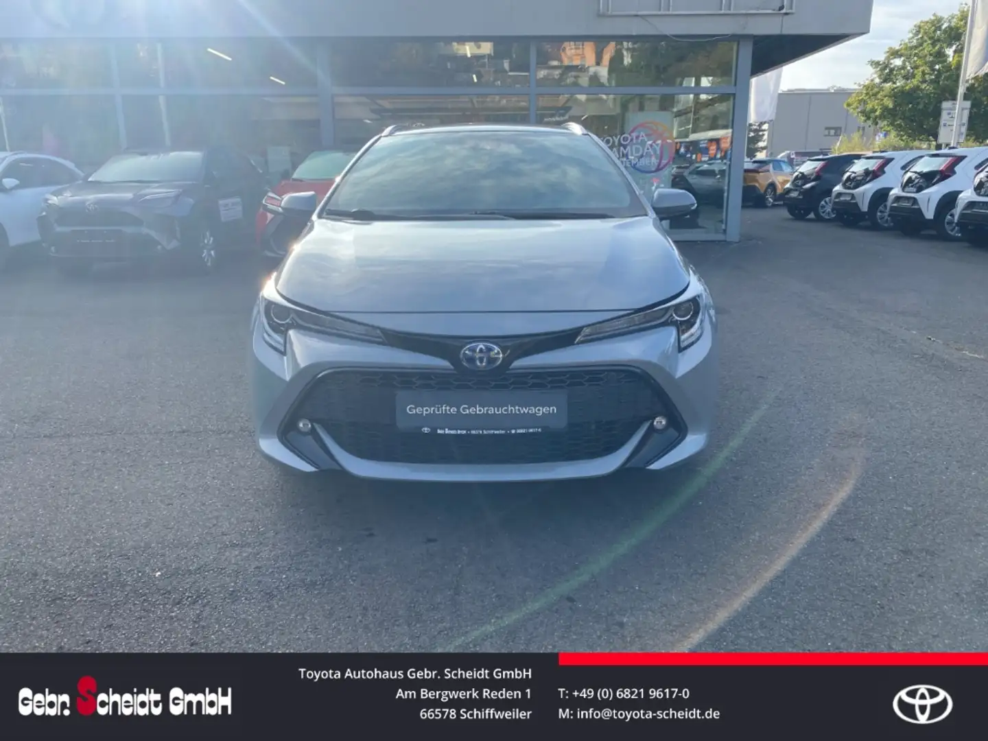Toyota Corolla Touring Sports Hybrid Team D 2.0 EU6d Grau - 2