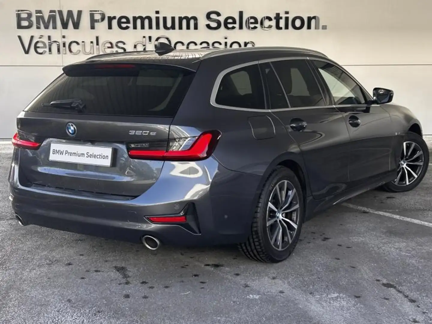 BMW 320 320eA 204ch Business Design Gris - 2