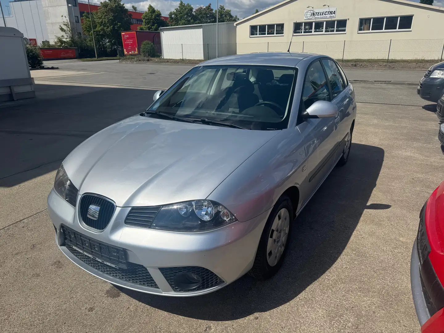 SEAT Ibiza 1.4 16V Automatik Comfort Edition Ezüst - 1
