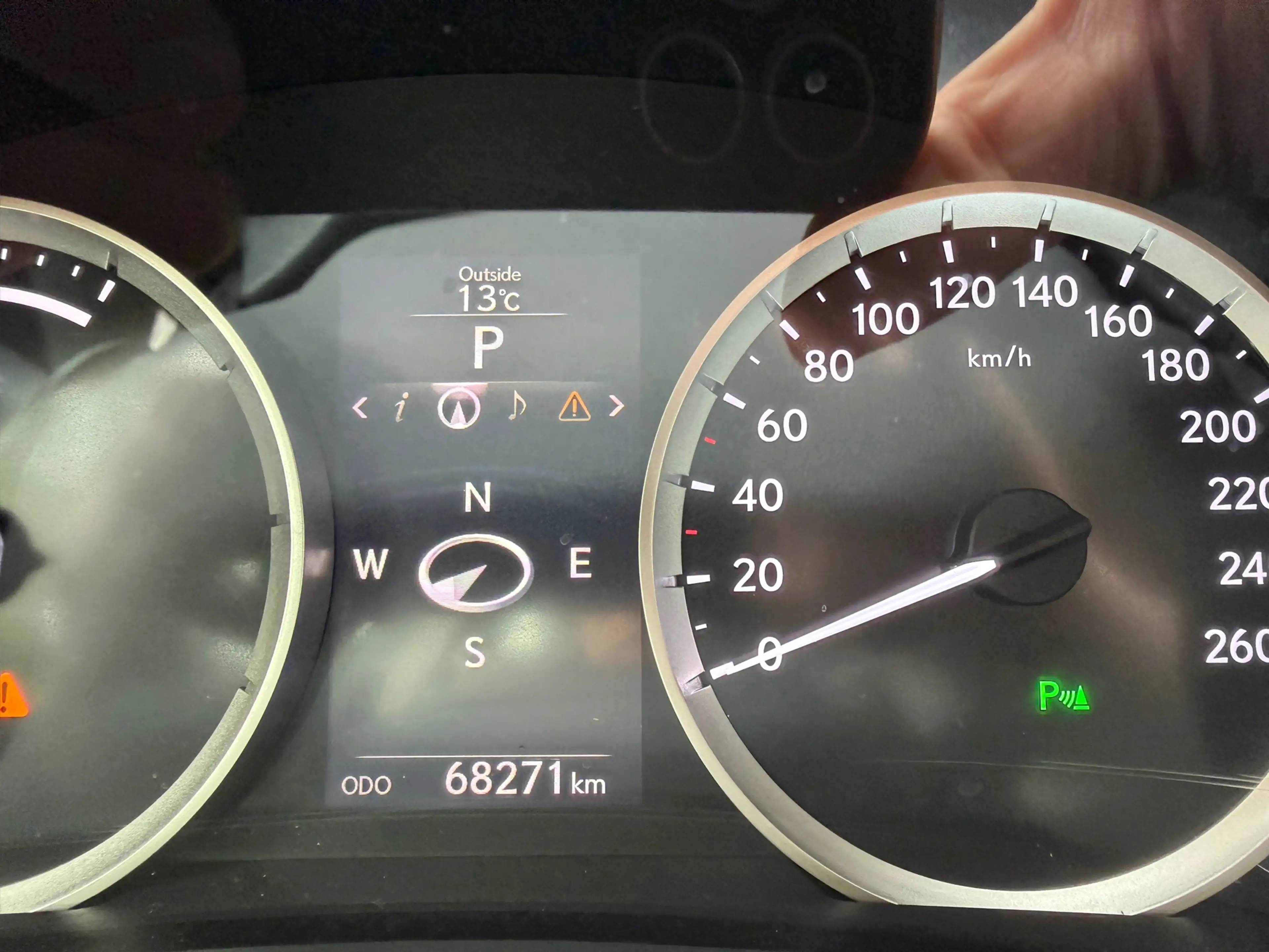 Lexus IS 300 300h Edition [ dealer oh, nl-auto, 1e eig ] — photo 36