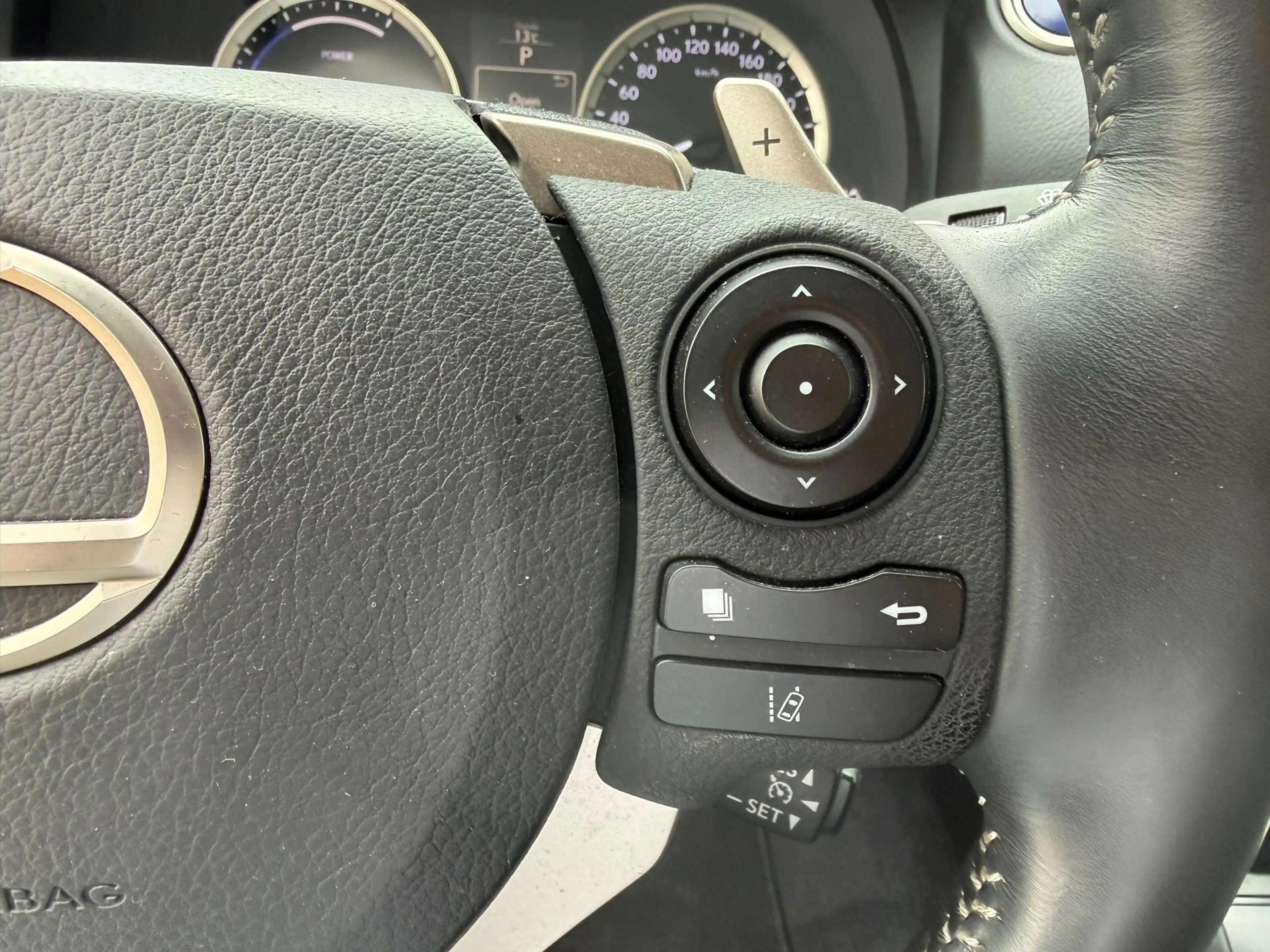Lexus IS 300 300h Edition [ dealer oh, nl-auto, 1e eig ] — photo 28