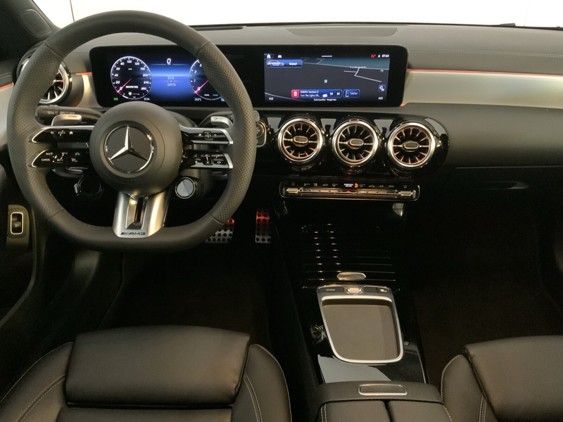 Mercedes-Benz CLA 35 AMG CLA 35 4M AMG SB Night Sound HUD Pano Multibeam — photo 9