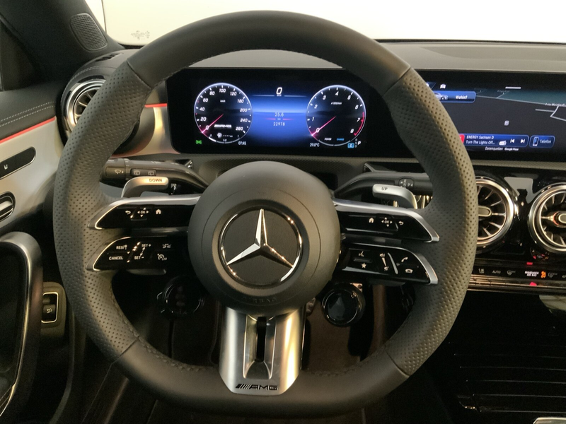 Mercedes-Benz CLA 35 AMG CLA 35 4M AMG SB Night Sound HUD Pano Multibeam — photo 10