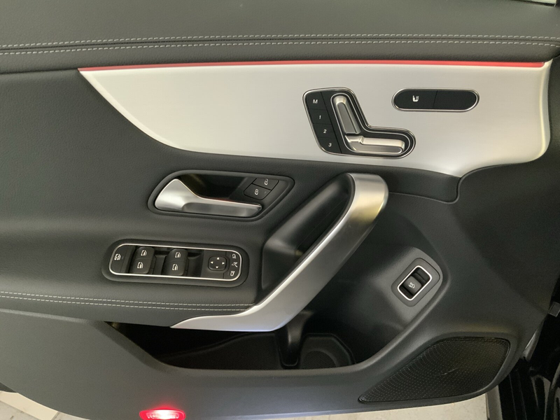 Mercedes-Benz CLA 35 AMG CLA 35 4M AMG SB Night Sound HUD Pano Multibeam — photo 12