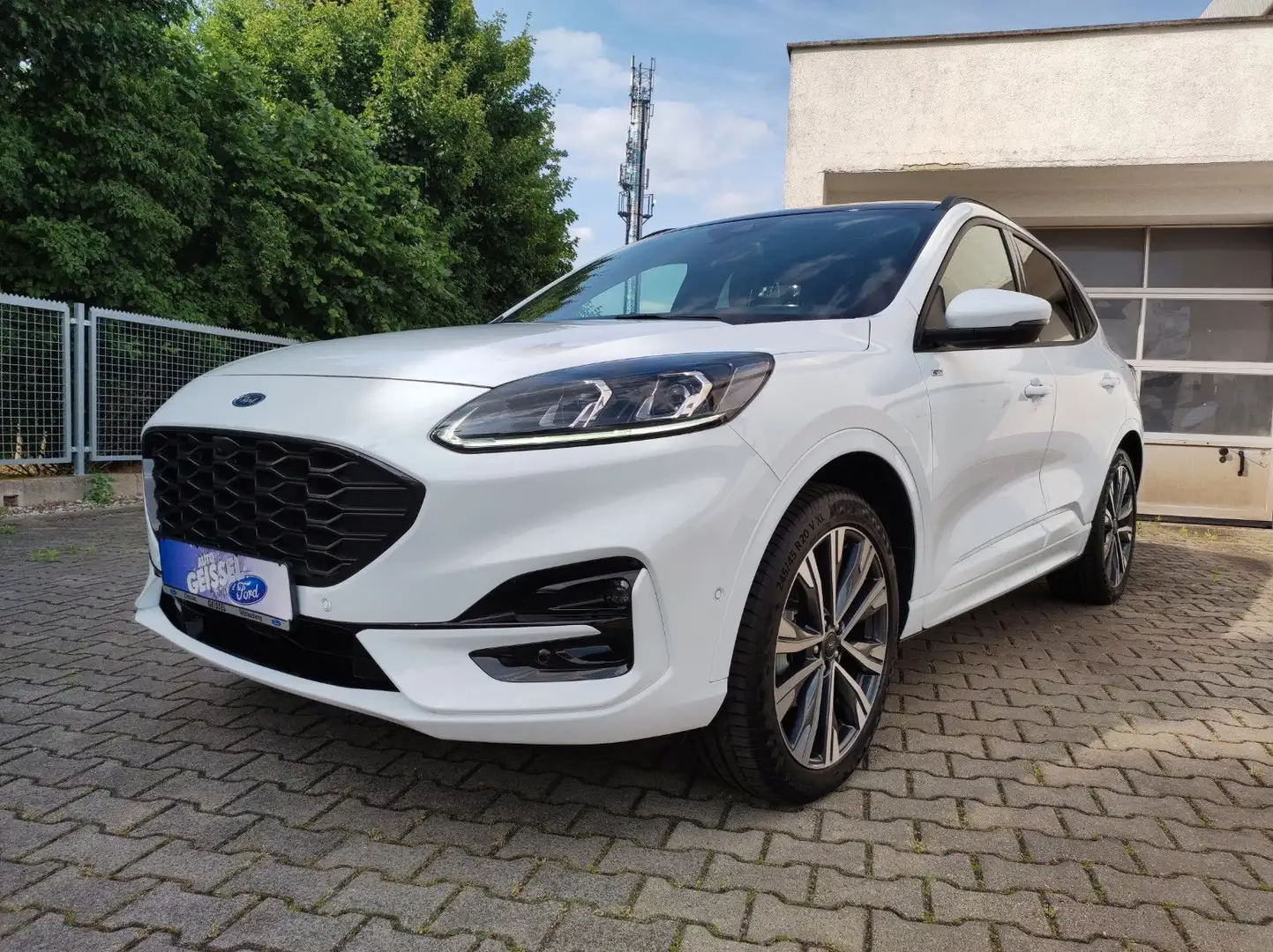 Ford Kuga 4x4 ST-Line X PANO FHEV ACC 20"-ALU LED Weiß - 2