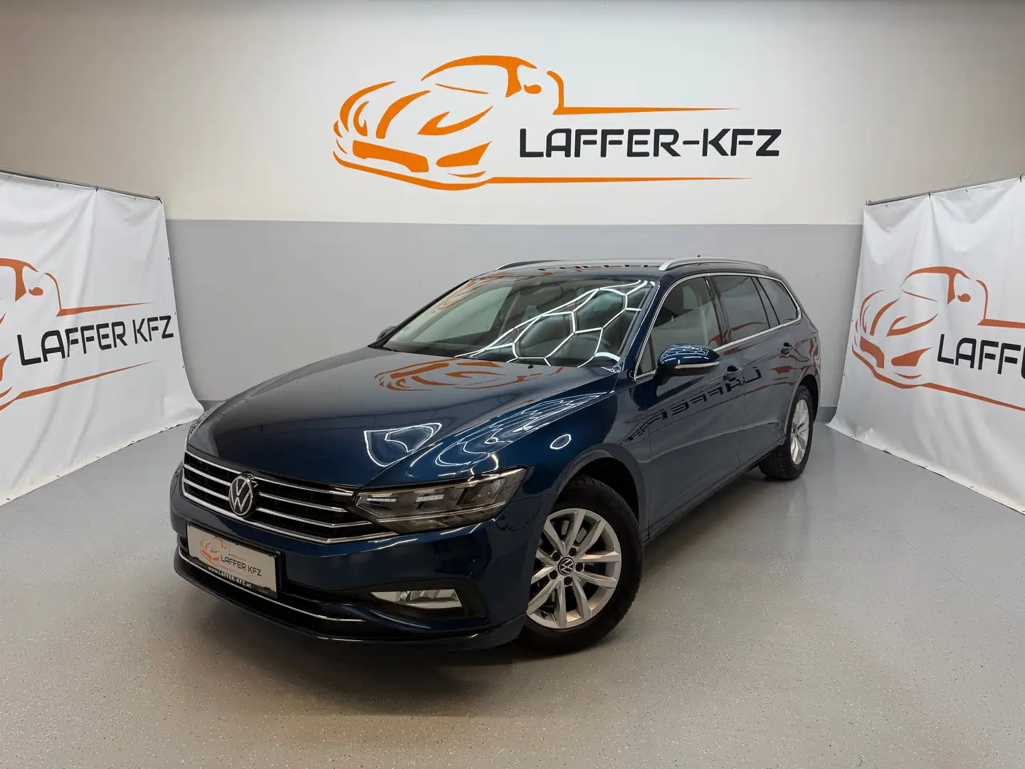 Volkswagen Passat Variant Business 2,0 TDI DSG SITZHZG APP ACC RFK Blau - 1
