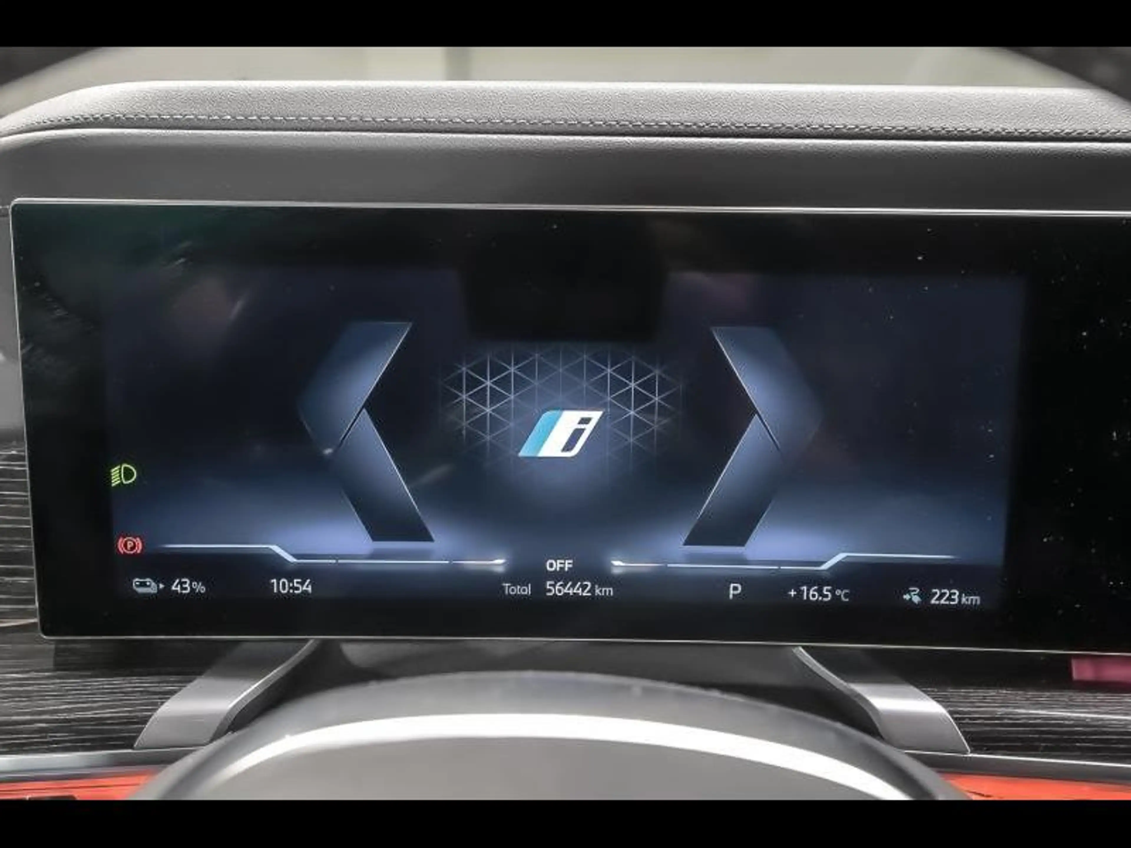 BMW i7 xDrive60 - M Pack — photo 10