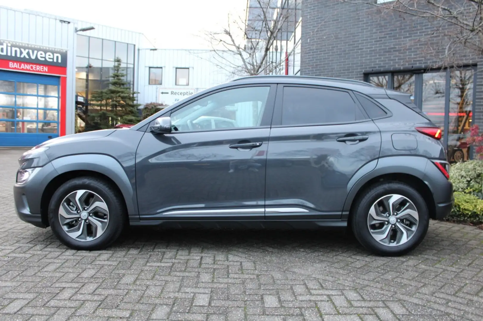 Hyundai KONA 1.6 GDI HEV Premium Navi/Leer/16"/Cam "RIJKLAARPRI Gris - 2
