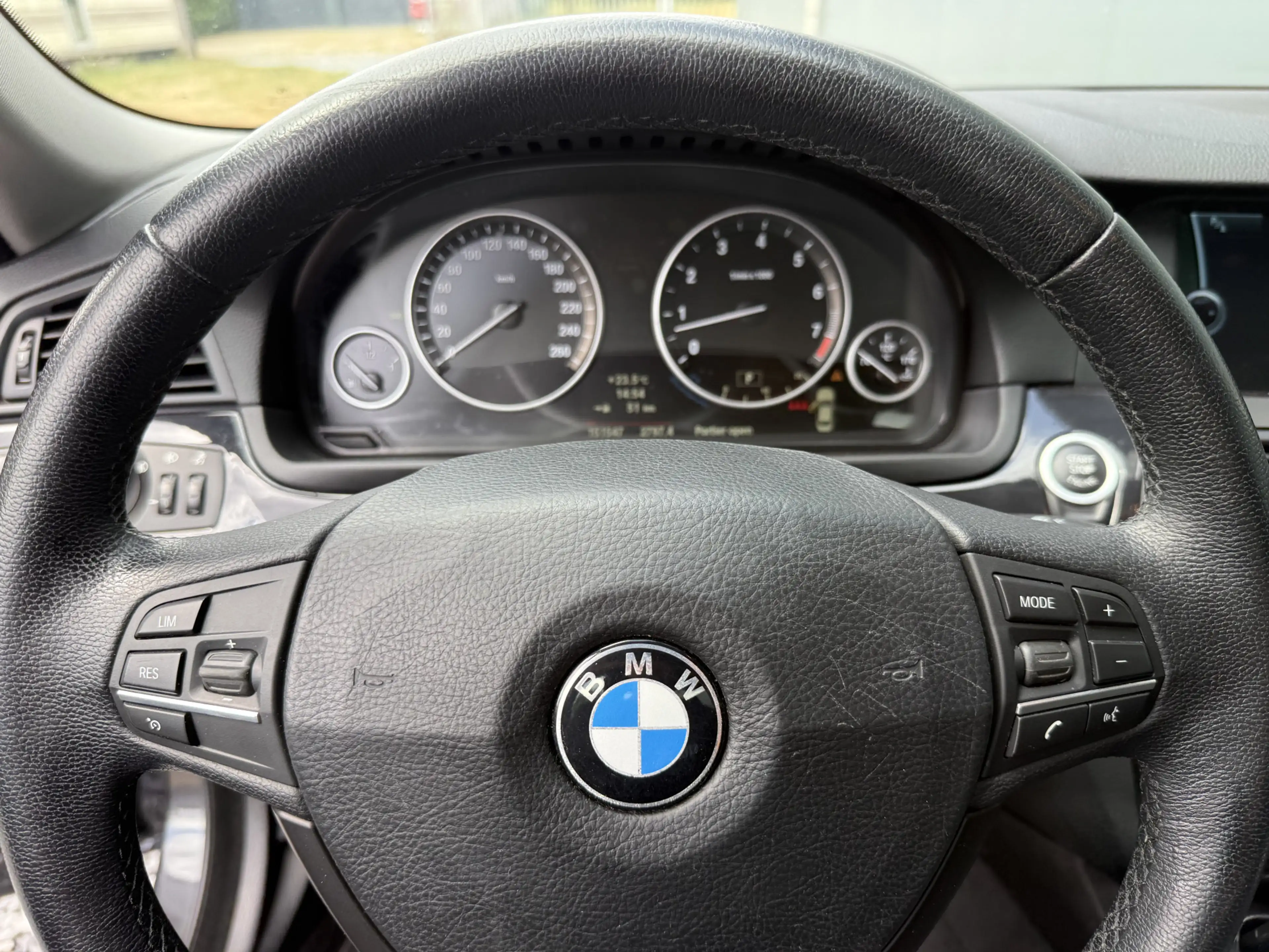 BMW 528 5-serie 528i 6-cilinder Executive Sedan — photo 49
