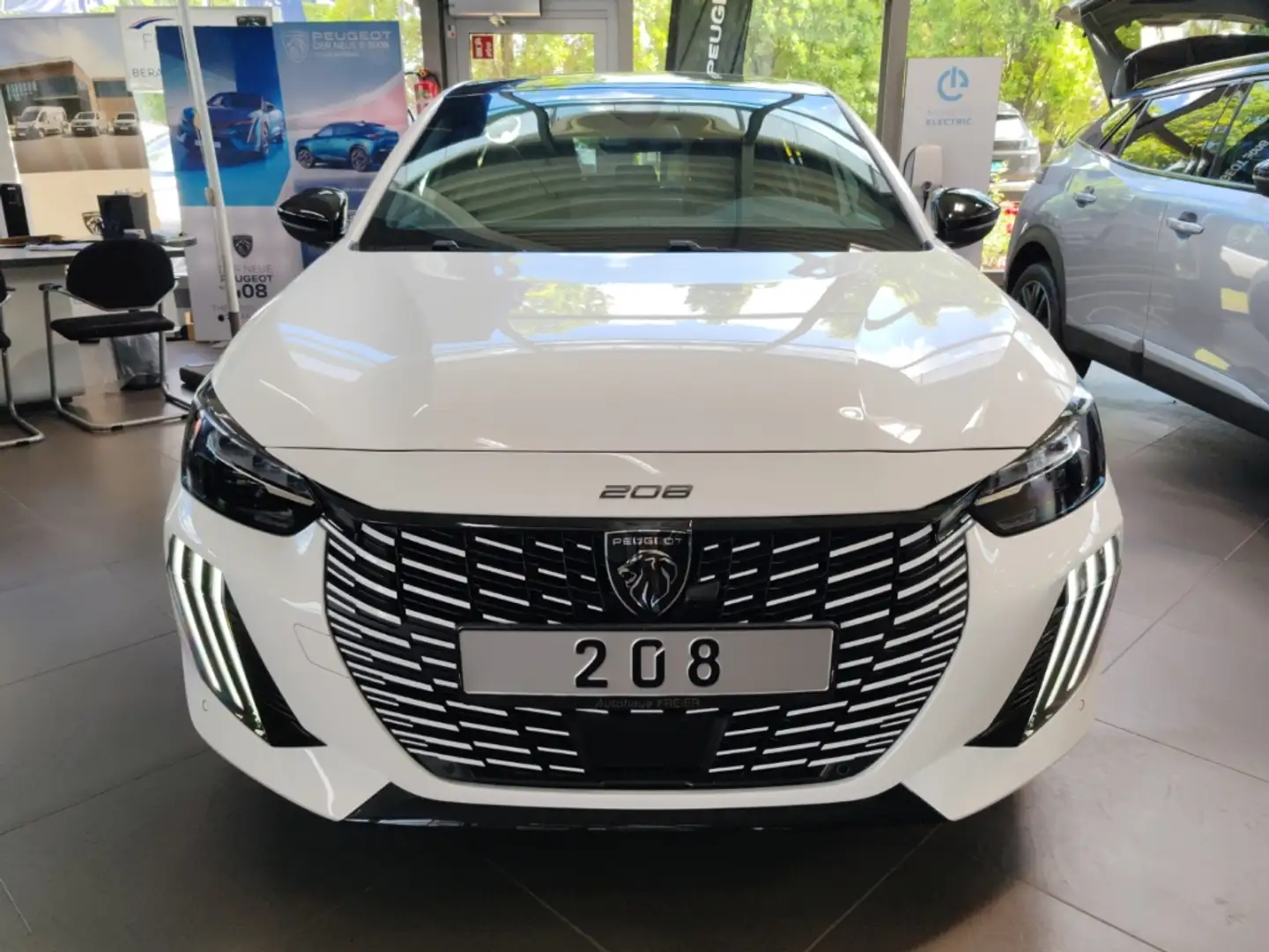 Peugeot 208 Hybrid 110 GT 1.2 EU6e LED ACC Apple CarPlay Andro Weiß - 2