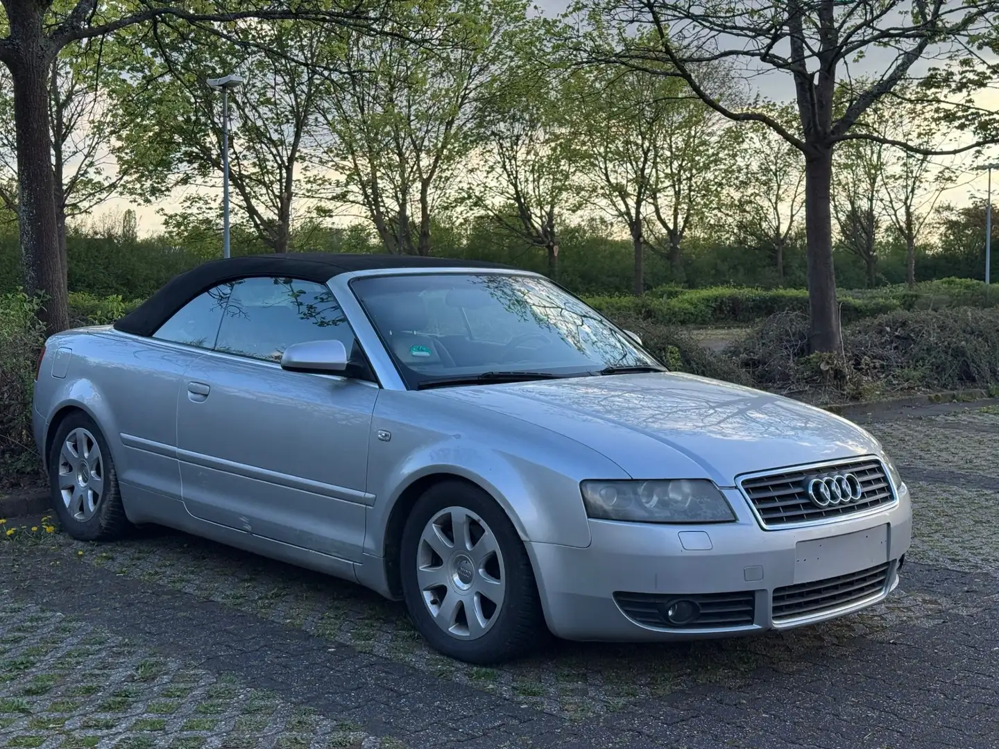 Audi A4 2.5 TDI Gris - 1