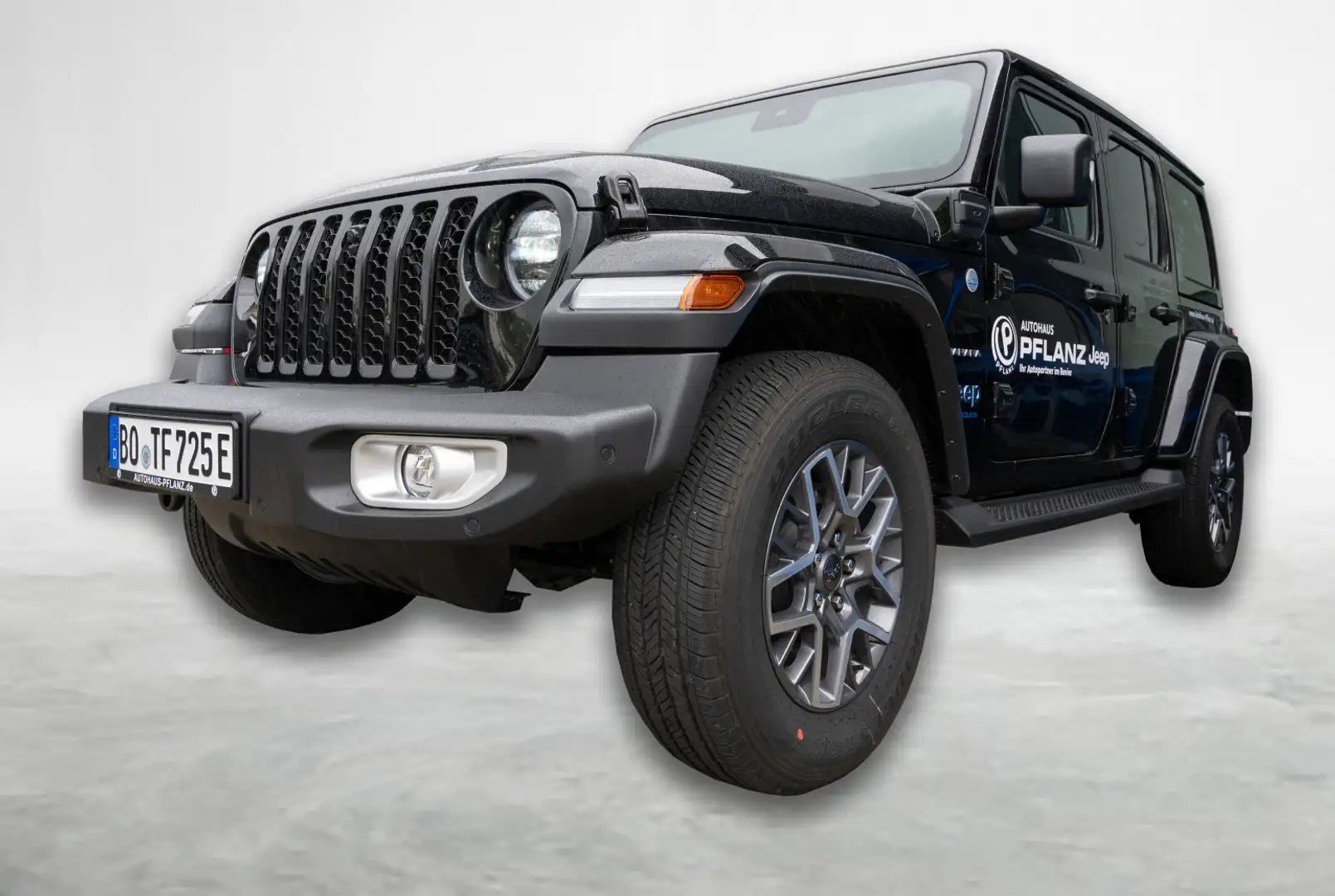 Jeep Wrangler Sahara Unlimited 4XE 2.0 Plug-In Hybrid *AKTION* Schwarz - 1
