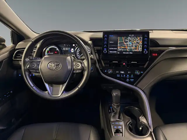 Toyota Camry view 11