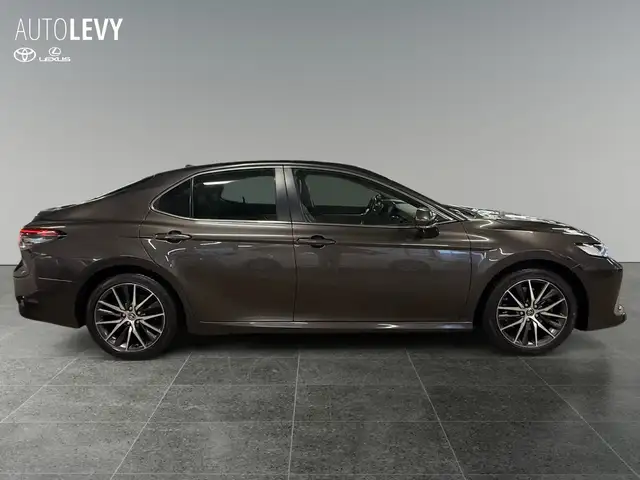 Toyota Camry view 7