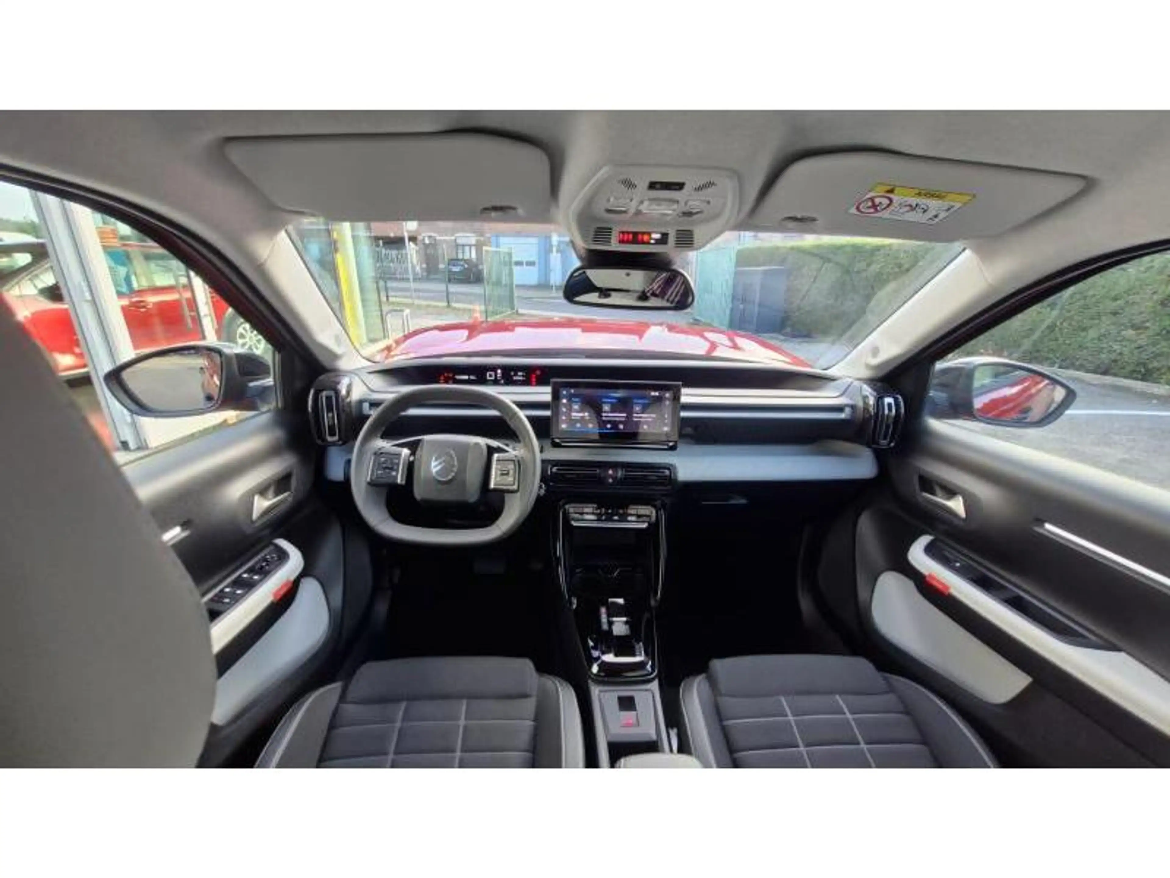 Citroen C3 & ë- IV Max — photo 13