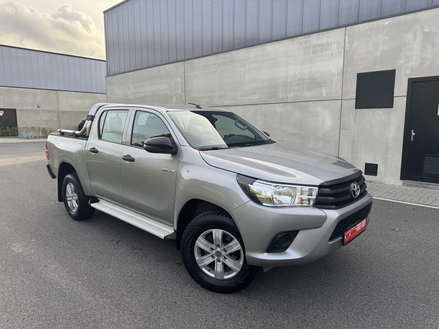 Toyota Hilux 2.4D-4D 4x4 Manual Double Cab /Export Only Afrik Gris - 2