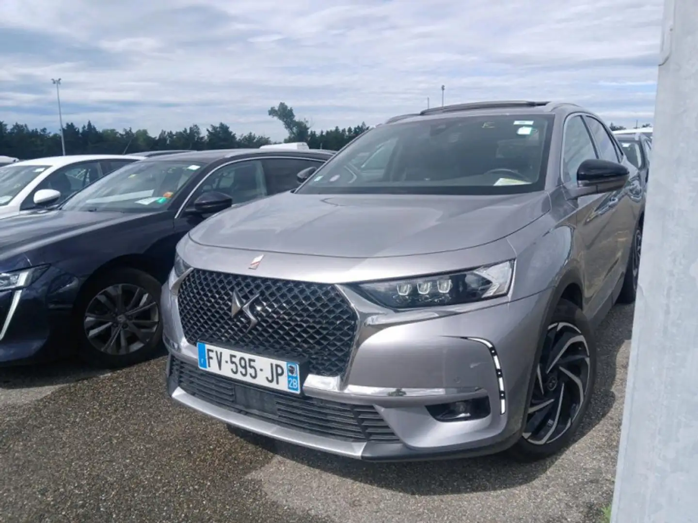 DS Automobiles DS 7 Crossback E-TENSE 225CH GRAND CHIC Gris - 1