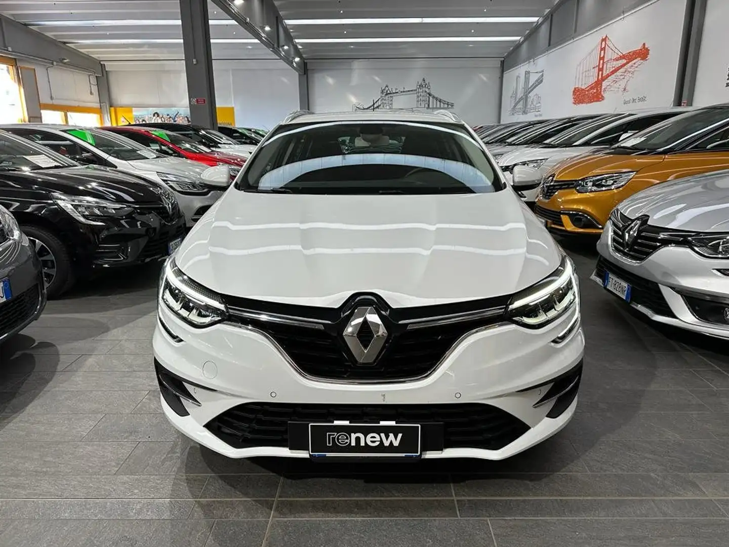 Renault Megane Sporter Business 1.6 E-Tech Plug-In Hybrid 160cv Bianco - 2
