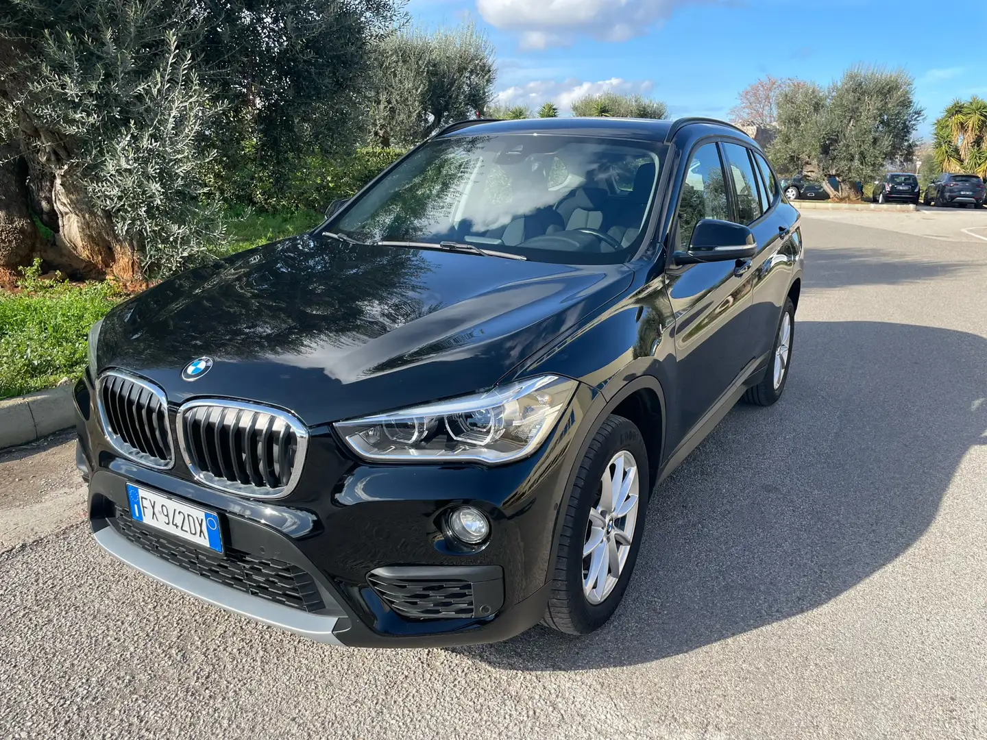 BMW X1 sdrive18d Msport auto Negro - 1