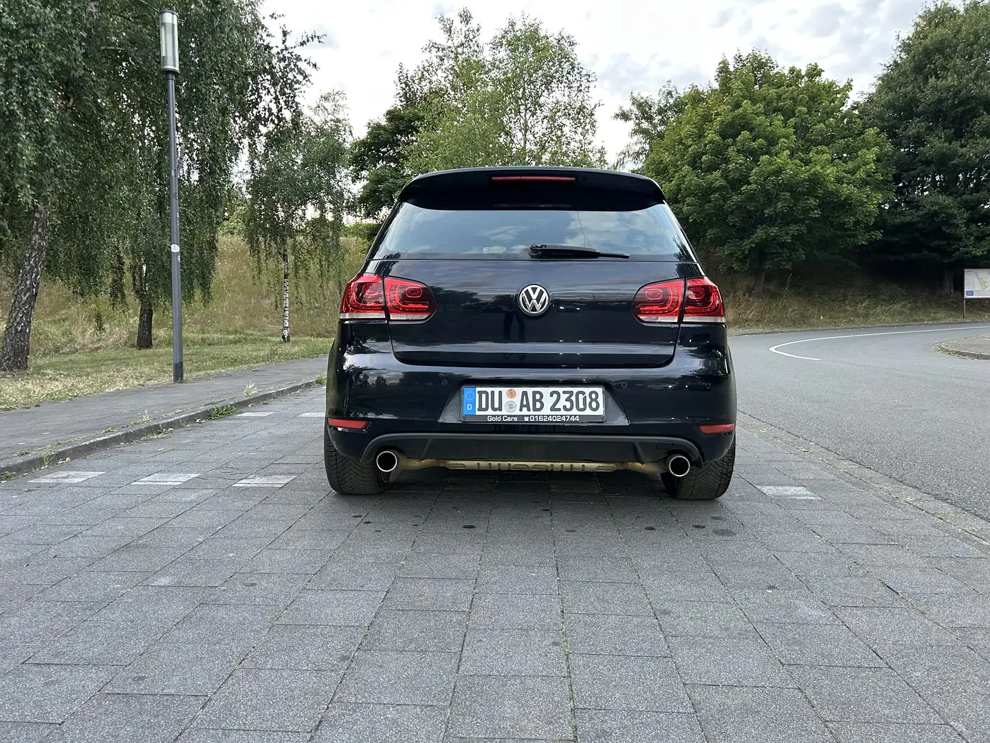 Volkswagen Golf GTI 2.0 DSG Schwarz - 2