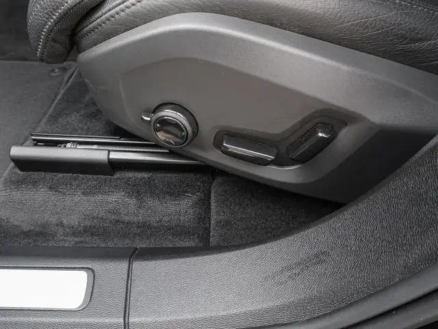 Volvo XC60 view 17
