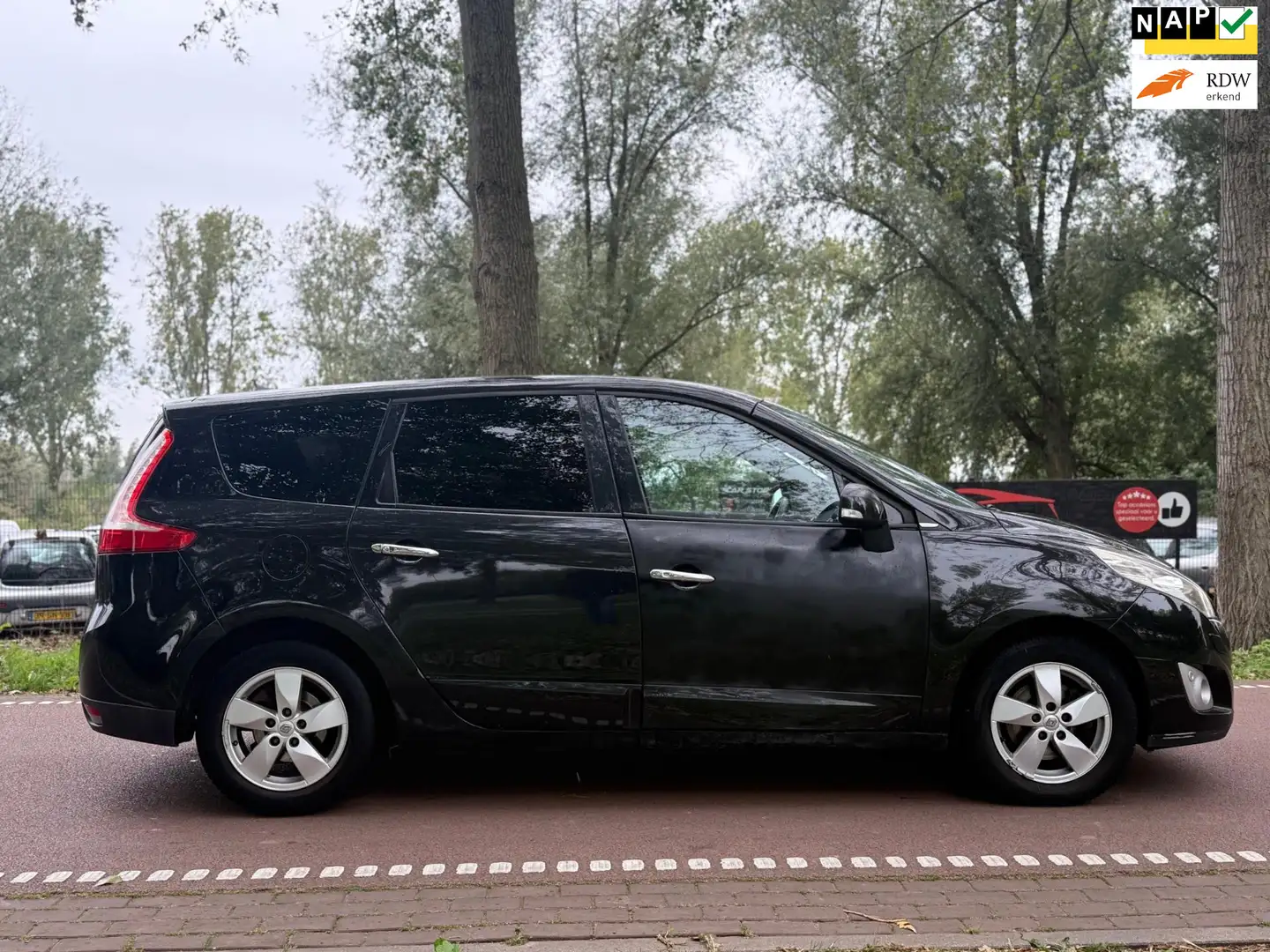 Renault Grand Scenic 1.4 TCe Dynamique CLIMA!NAVI!APK!KOOPJE! Zwart - 1
