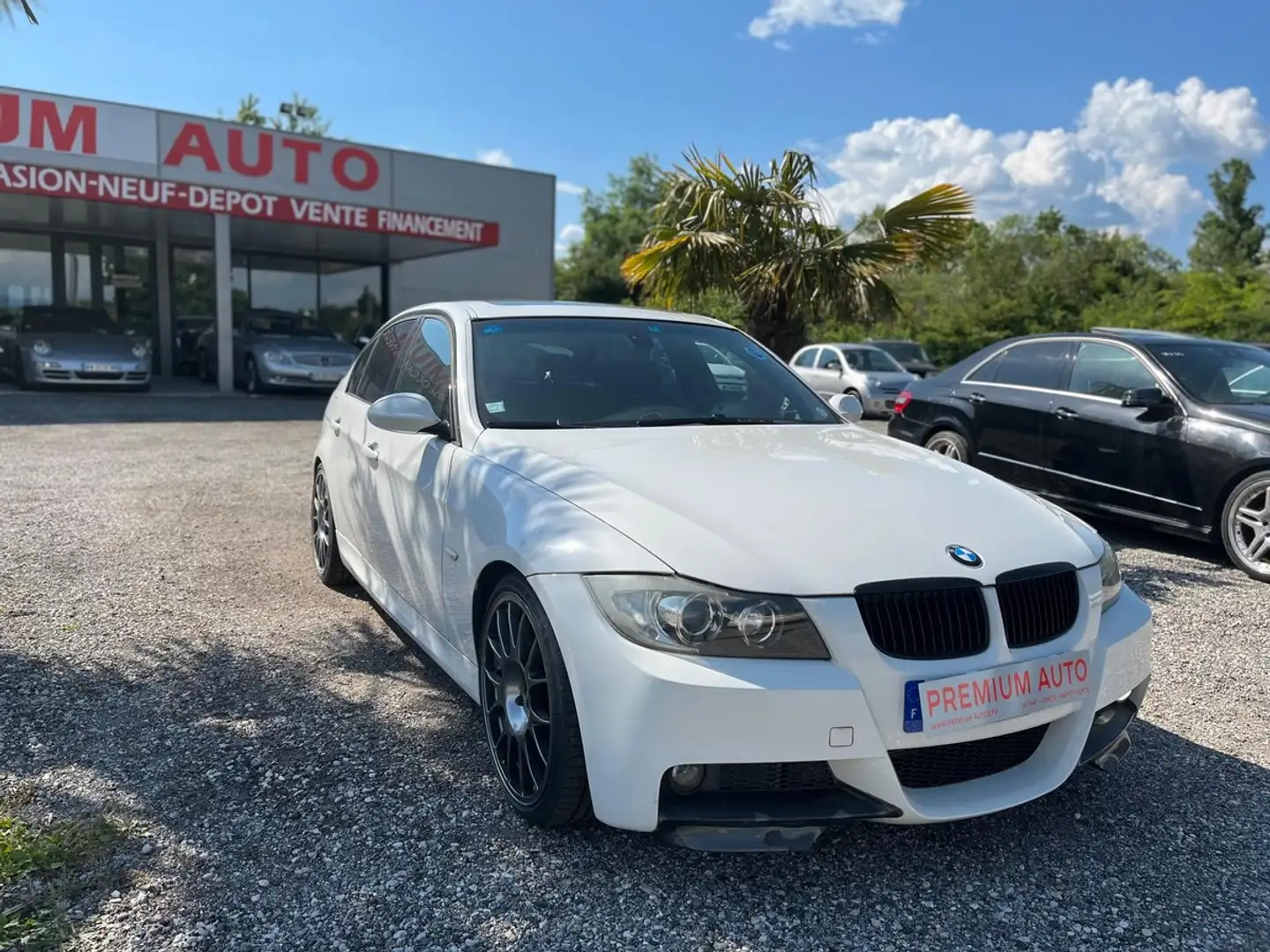 BMW 330 330i 258ch 17cv Blanc - 2