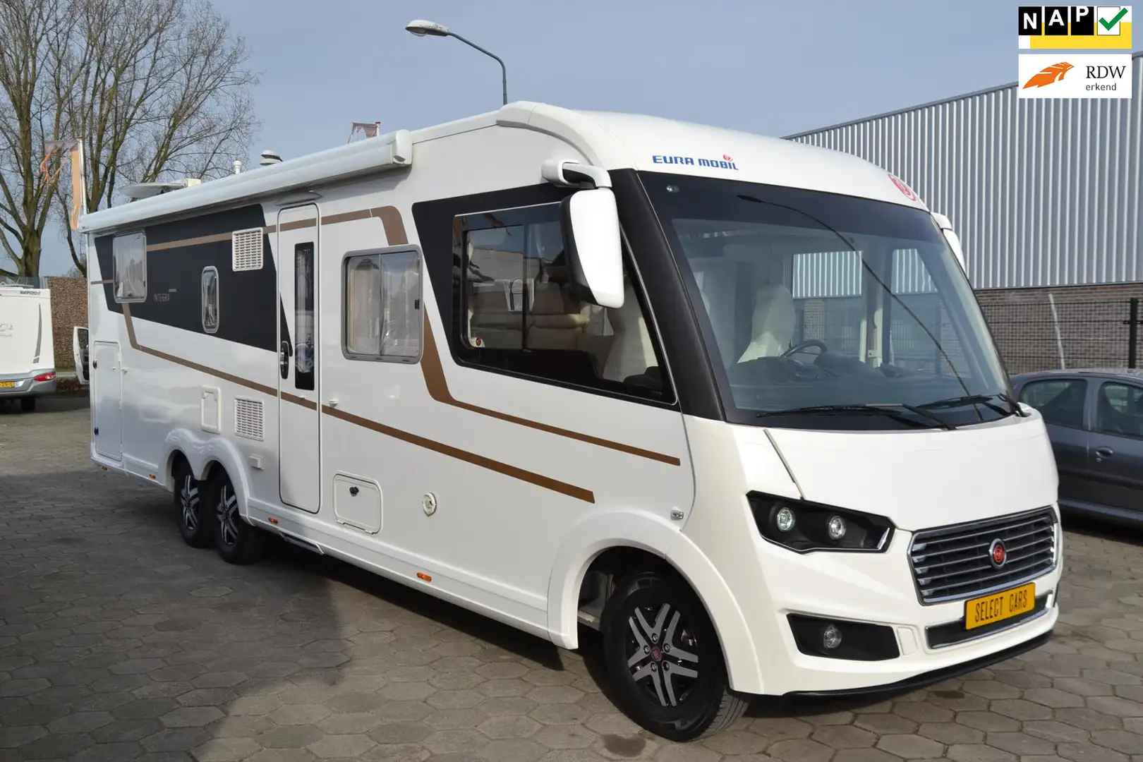 Euramobil INTEGRA 890 QB Automaat - 2x Airco - Navi+cam Weiß - 1
