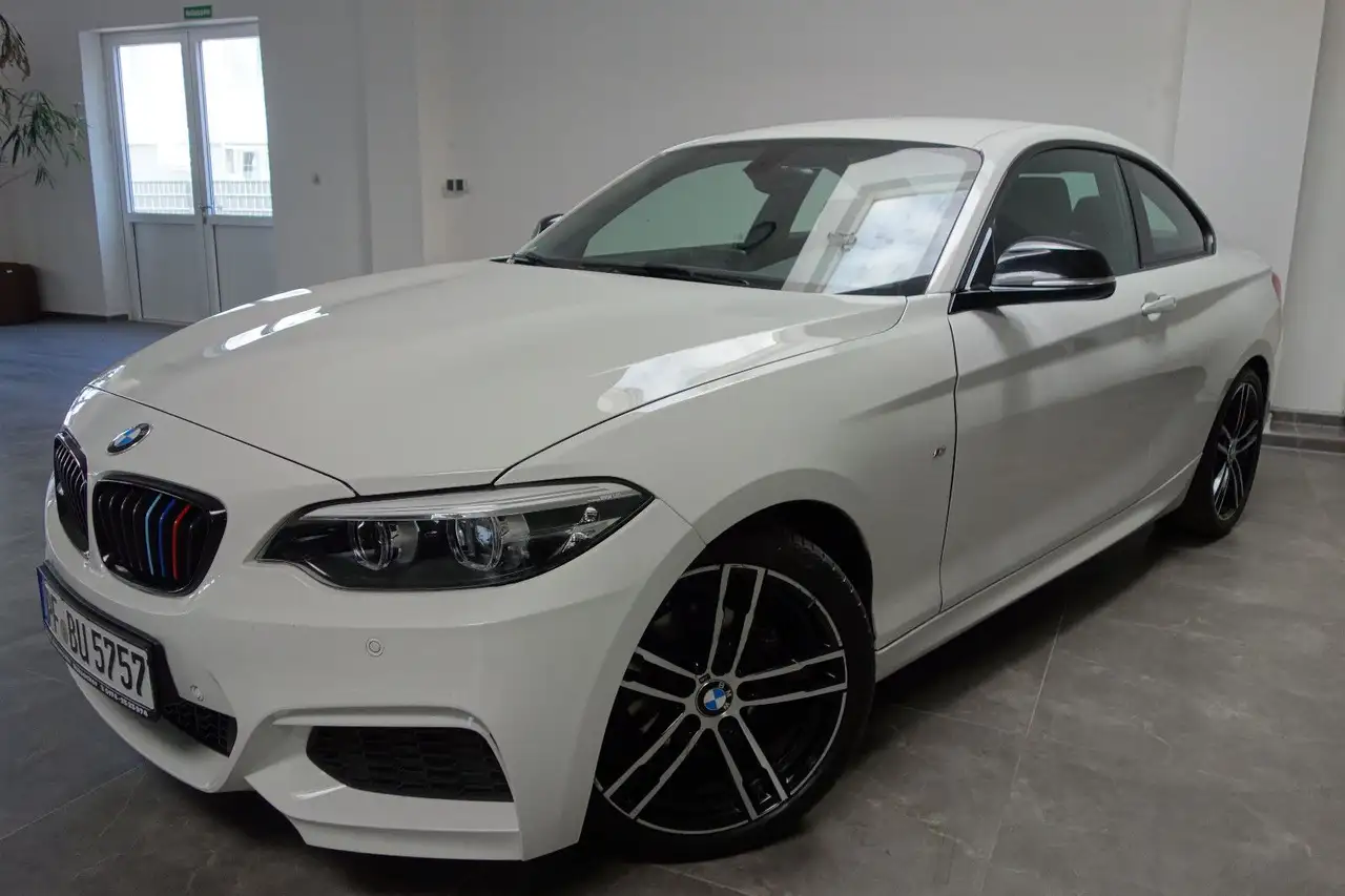 BMW 218