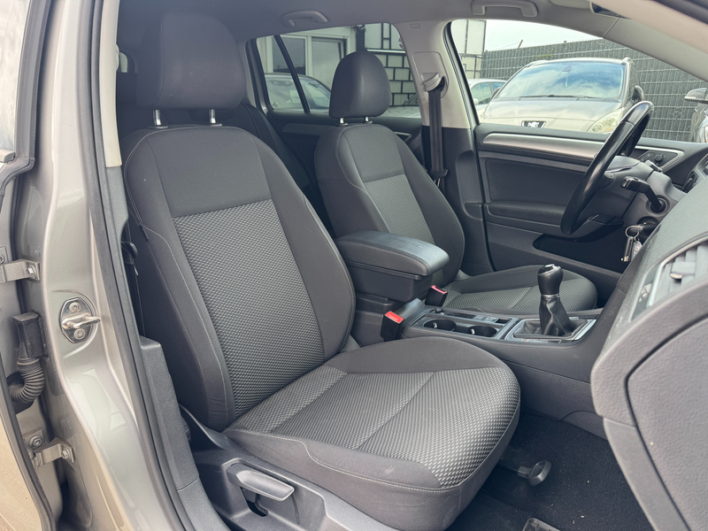 Volkswagen Golf Variant Trendline 1,6 TDI | PICKERL 03/27 | LED | FL | AHK — photo 14