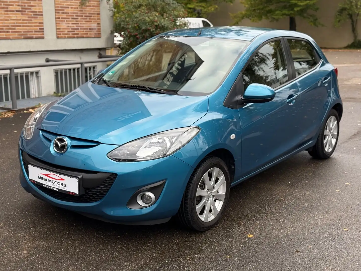 Mazda 2 Lim. 1.5 *Automatik* Bleu - 1